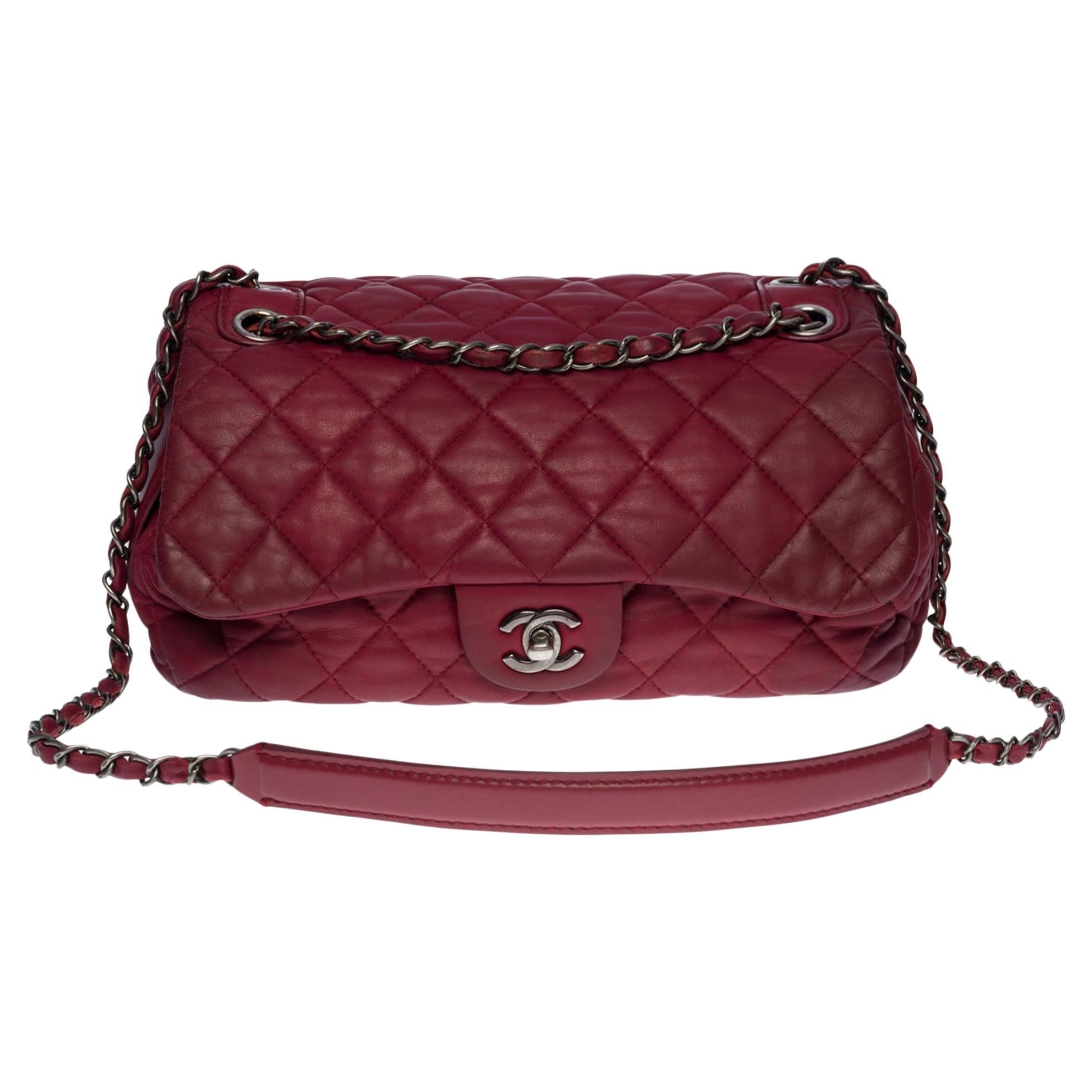 Chanel  Classic shoulder Flap bag in amaranth quilted lambskin leather , SHW For Sale