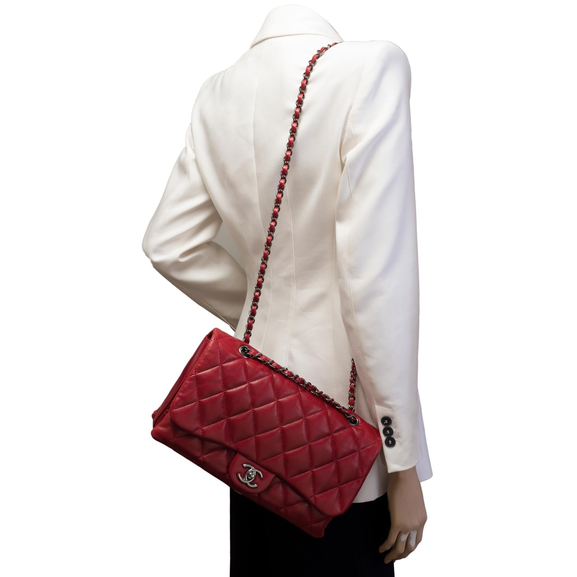 Chanel  Classic shoulder Flap bag in Garnet Red quilted lambskin leather, SHW For Sale 8