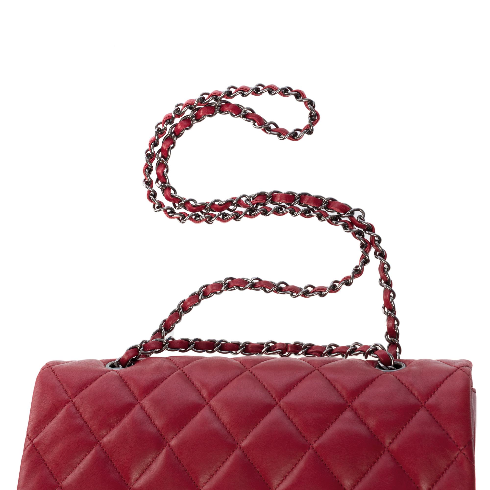 Chanel  Classic shoulder Flap bag in Garnet Red quilted lambskin leather, SHW For Sale 5