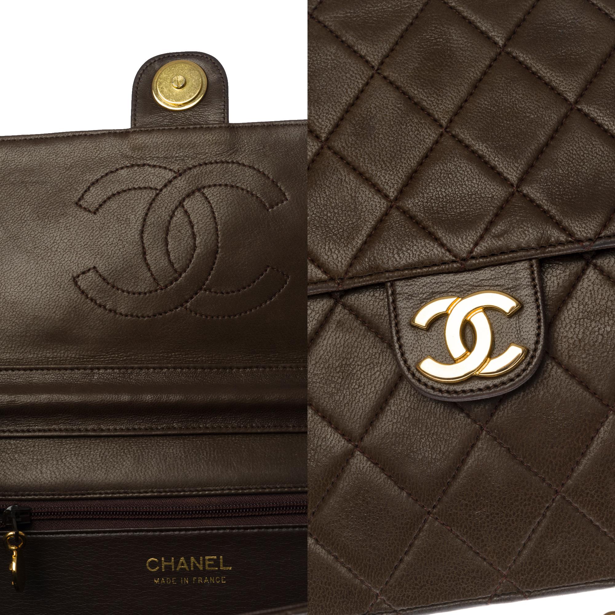 Chanel Classic shoulder Flap bag in Khaki quilted lambskin and gold hardware 1