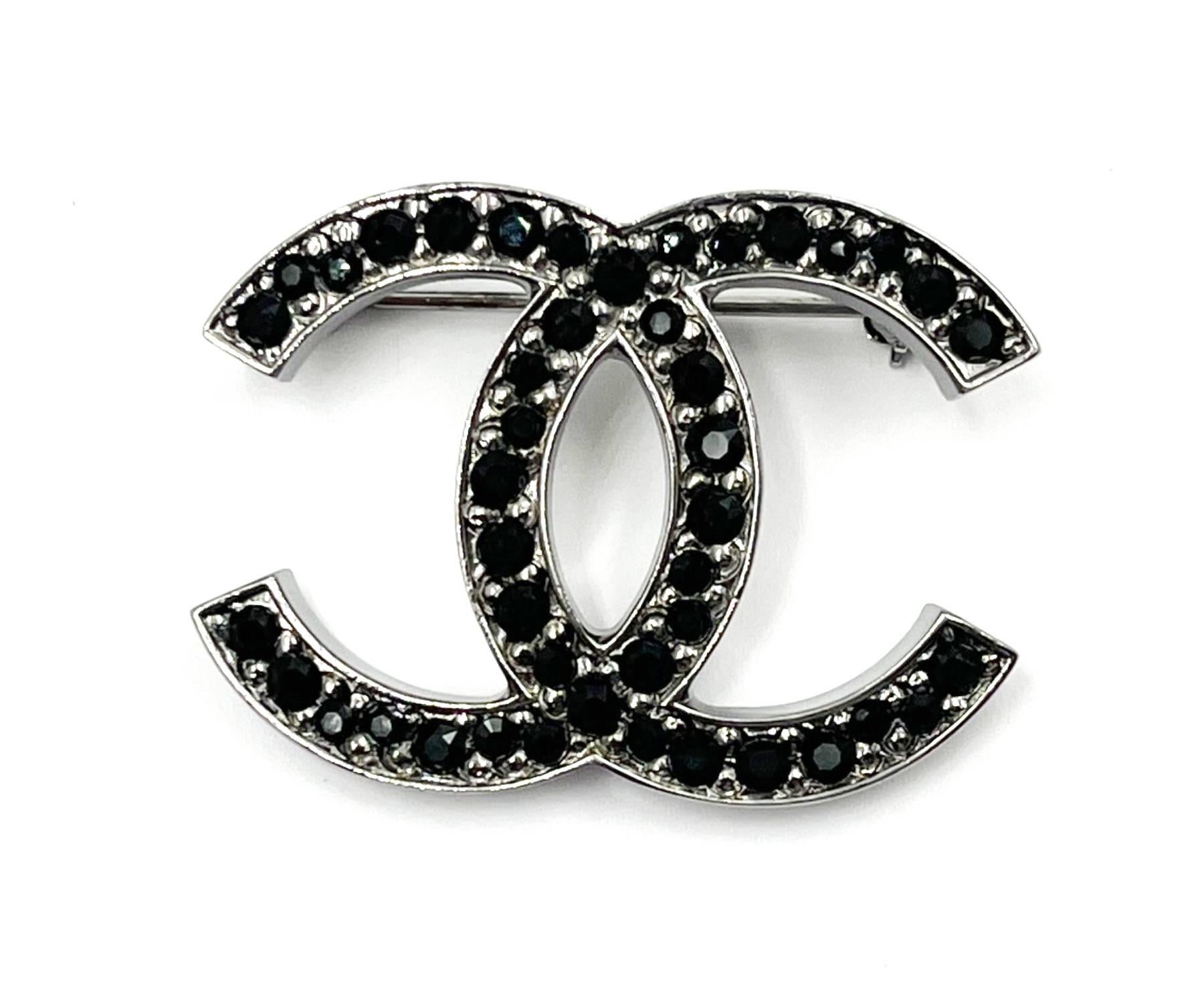 Chanel Classic Silver CC Black Crystal Brooch

* Marked 12
* Made in France

-It is approximately 1.5