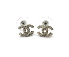 Orecchini Chanel Classic Silver CC Crystal Curve Small Piercing