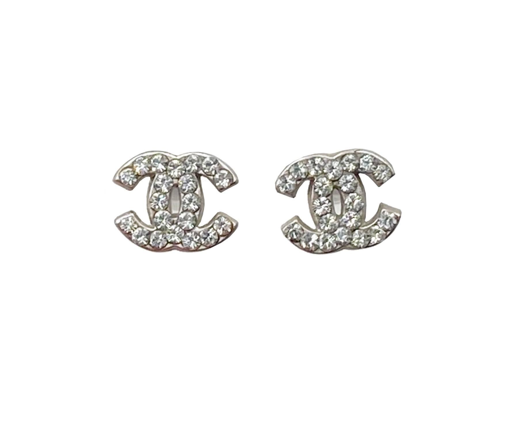 Chanel Classic Silver CC Crystal Small Piercing Earrings In Excellent Condition In Pasadena, CA