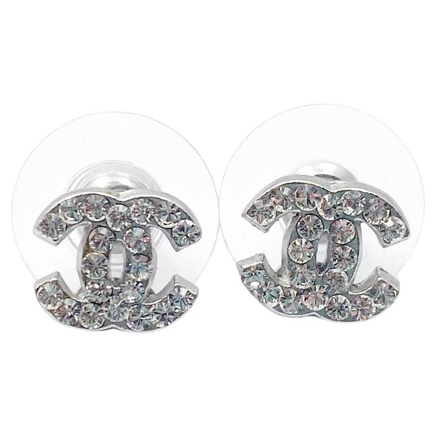 Orecchini Chanel Classic Silver CC Crystal Small Piercing