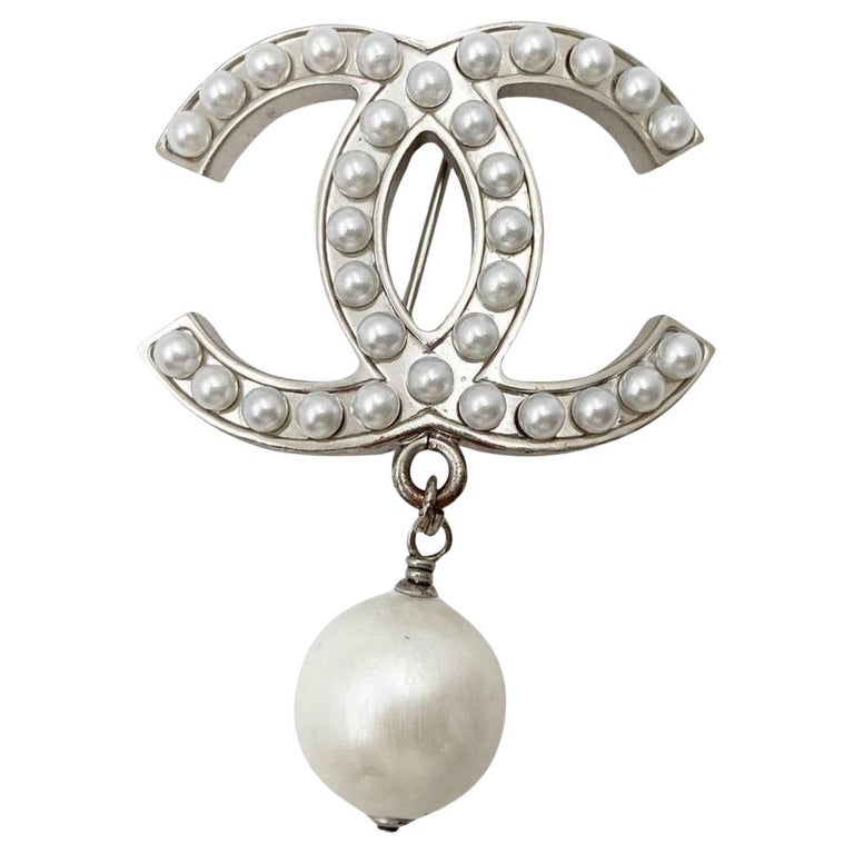 Chanel Classic Silver CC Pearl Brooch