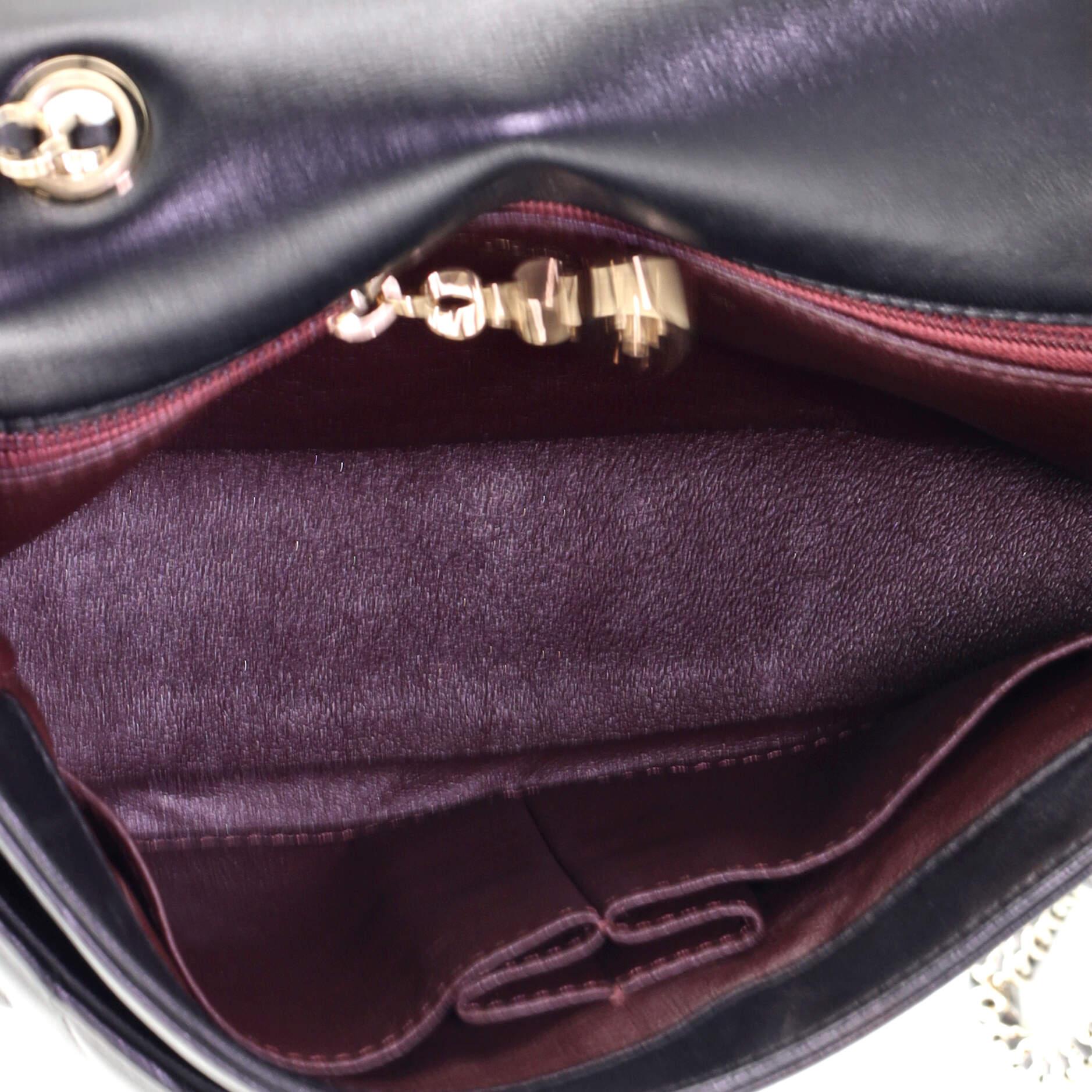 Women's or Men's Chanel Classic Single Flap Bag Chevron Lambskin Medium