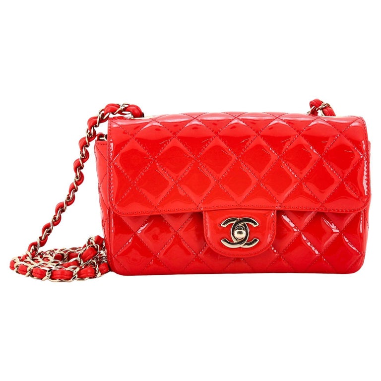 Single Flap Patent Chanel Bag - 42 For Sale on 1stDibs