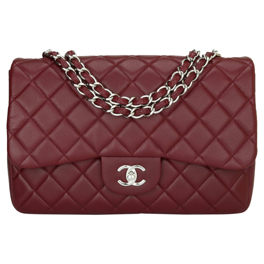 CHANEL Klassische Jumbo-Tasche mit einer Klappe in Dunkelrot und Kaviar mit Silber Hardware 2010