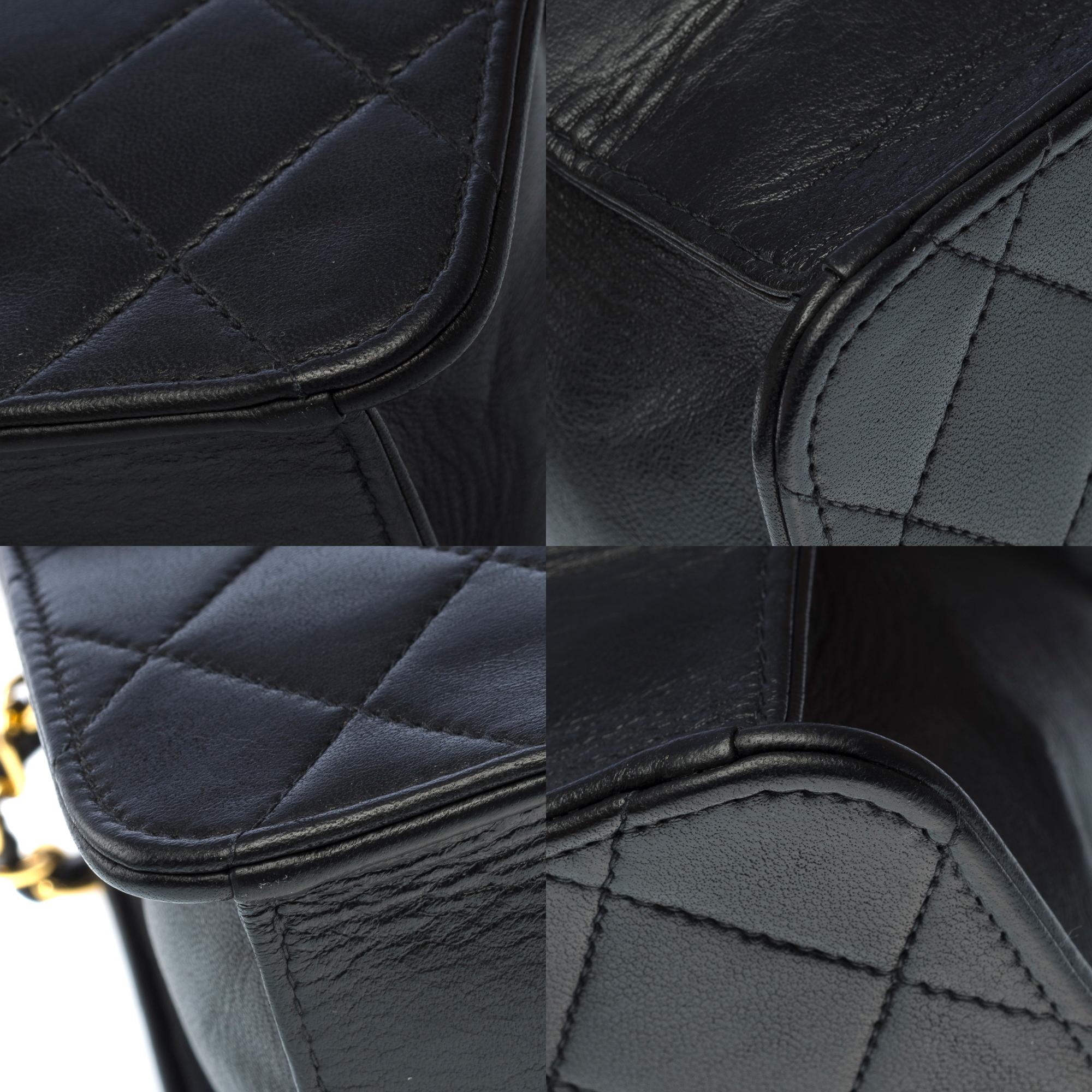 Chanel Classic single flap shoulder bag in black quilted lambskin leather , GHW 7
