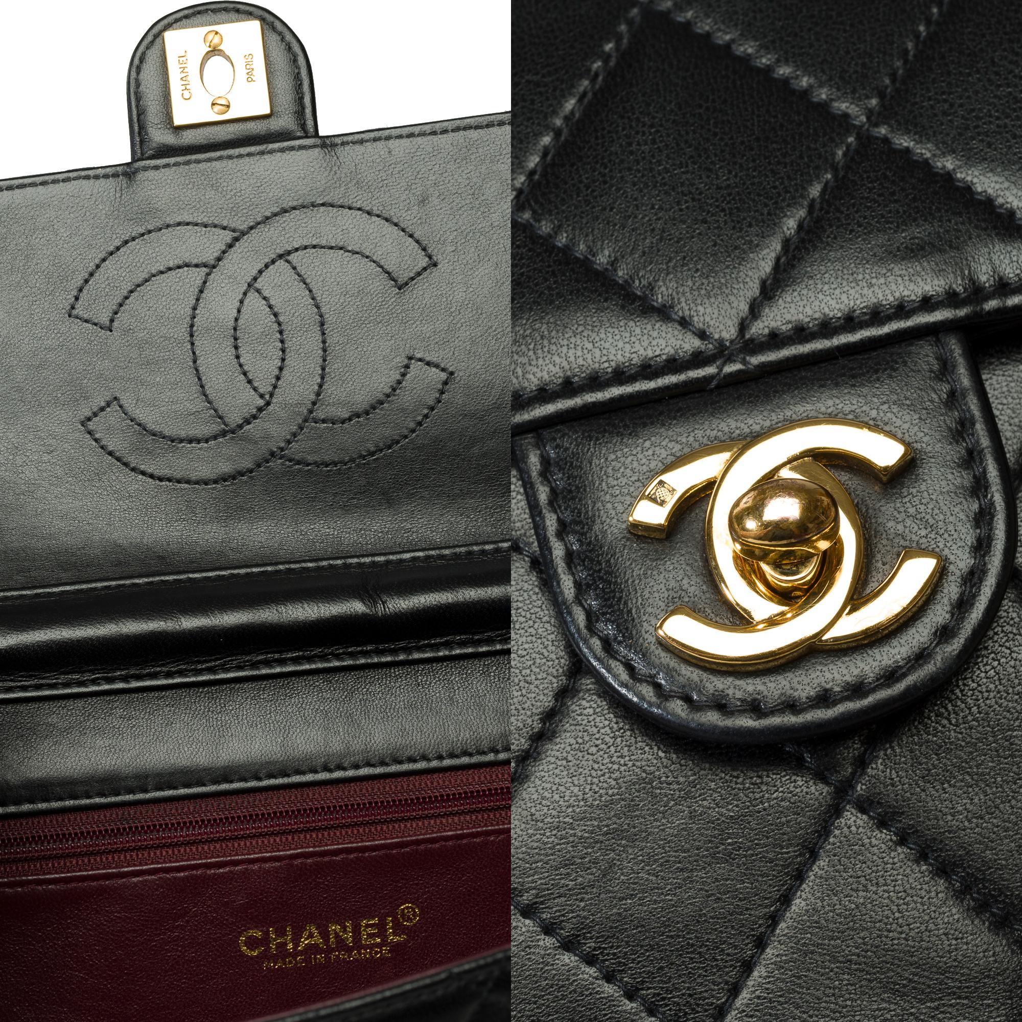 Chanel Classic single flap shoulder bag in black quilted lambskin leather , GHW 2