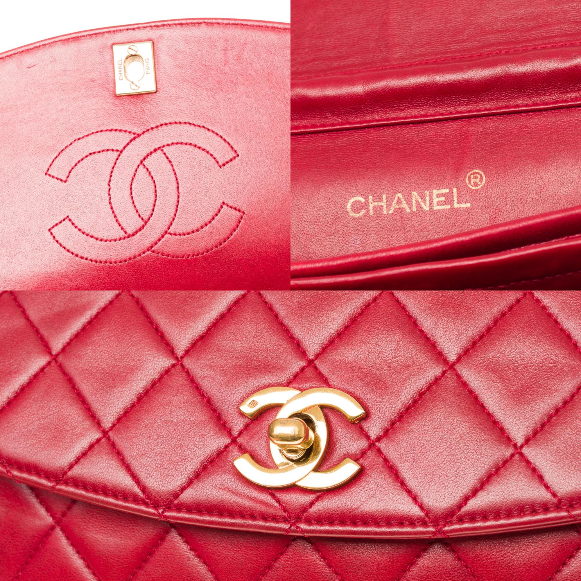 Chanel Classic Single Flap shoulder bag in Red quilted lambskin, GHW 1