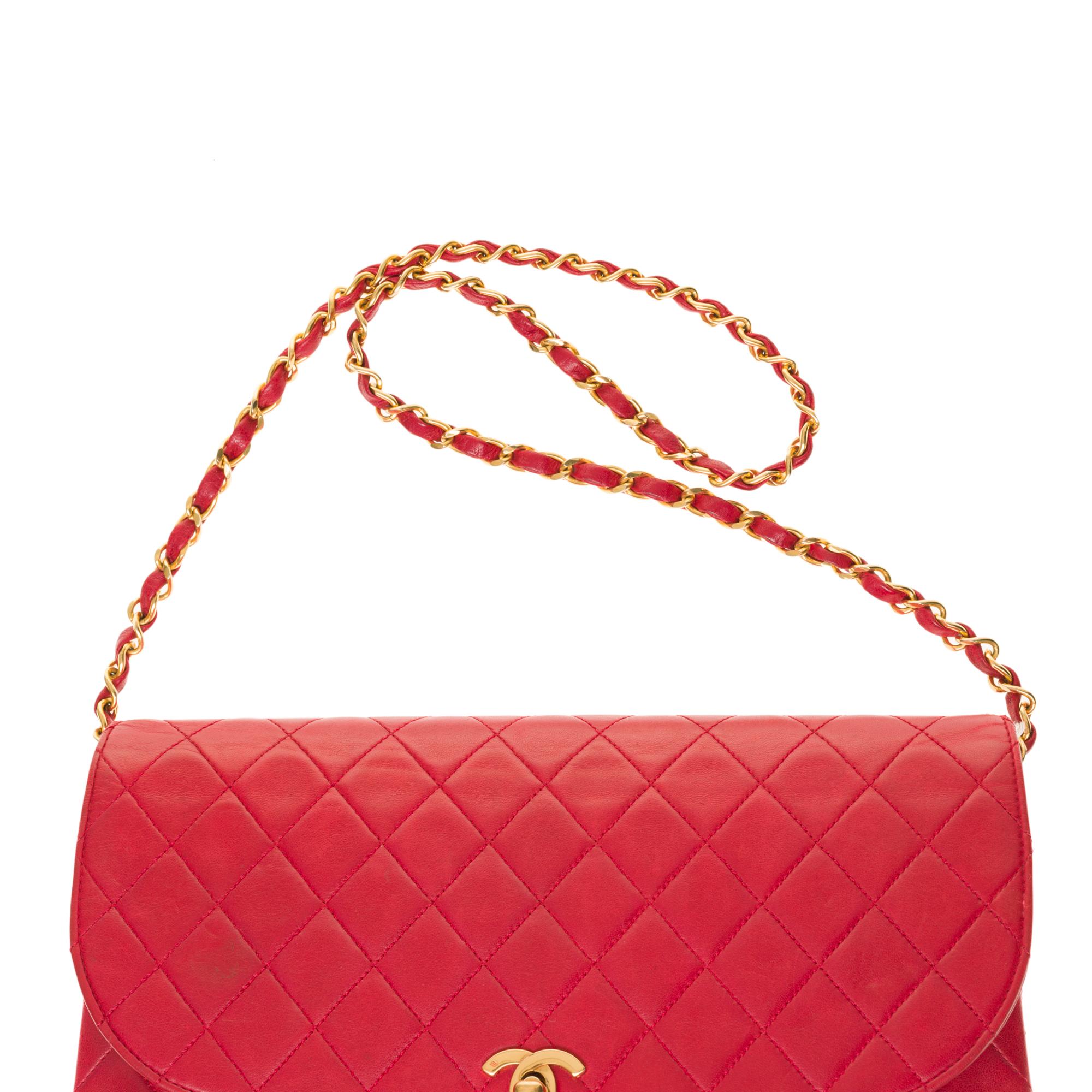 Chanel Classic Single Flap shoulder bag in Red quilted lambskin, GHW 4