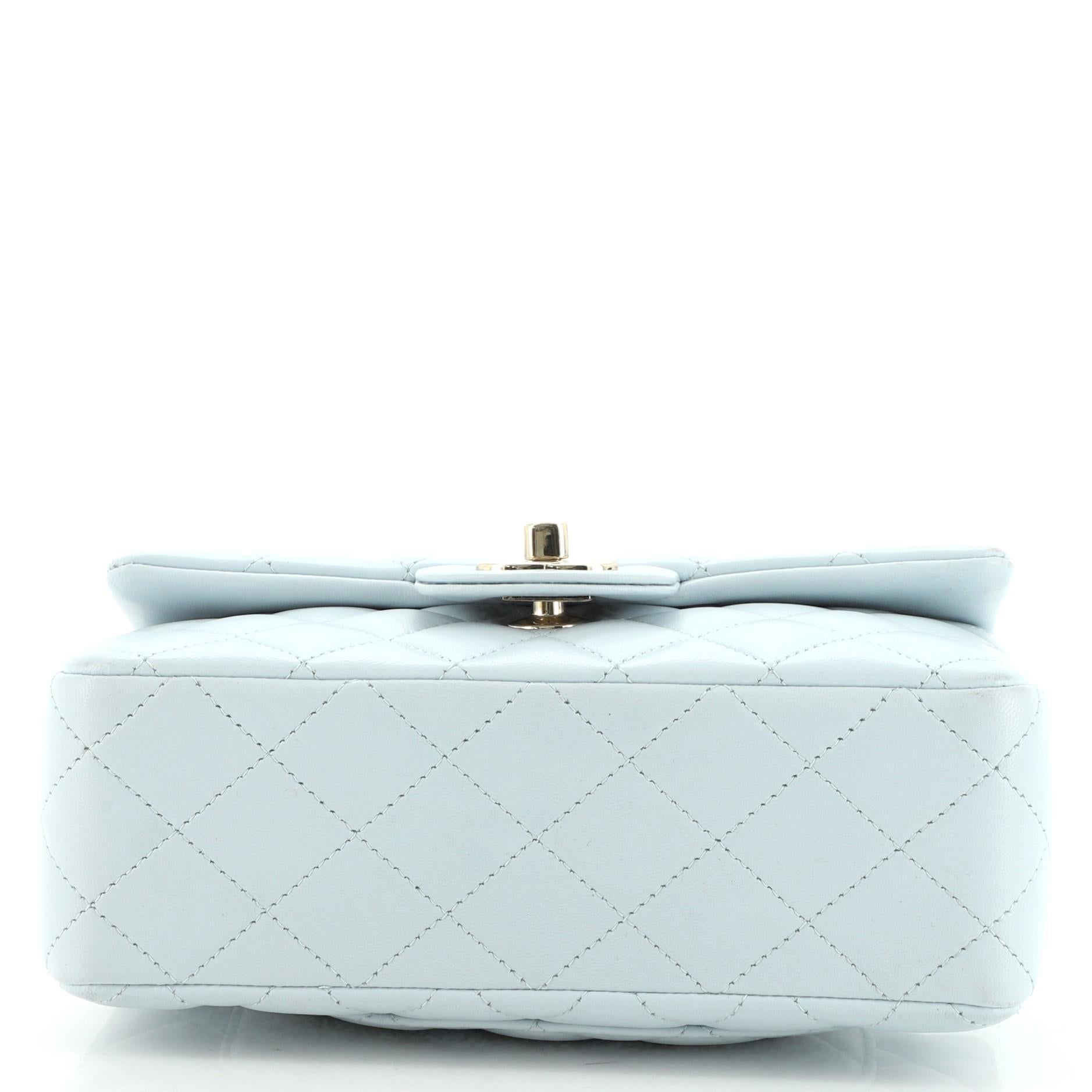 Chanel Classic Single Flap Top Handle Bag Gestepptes Lammfell Mini im Zustand „Gut“ in NY, NY