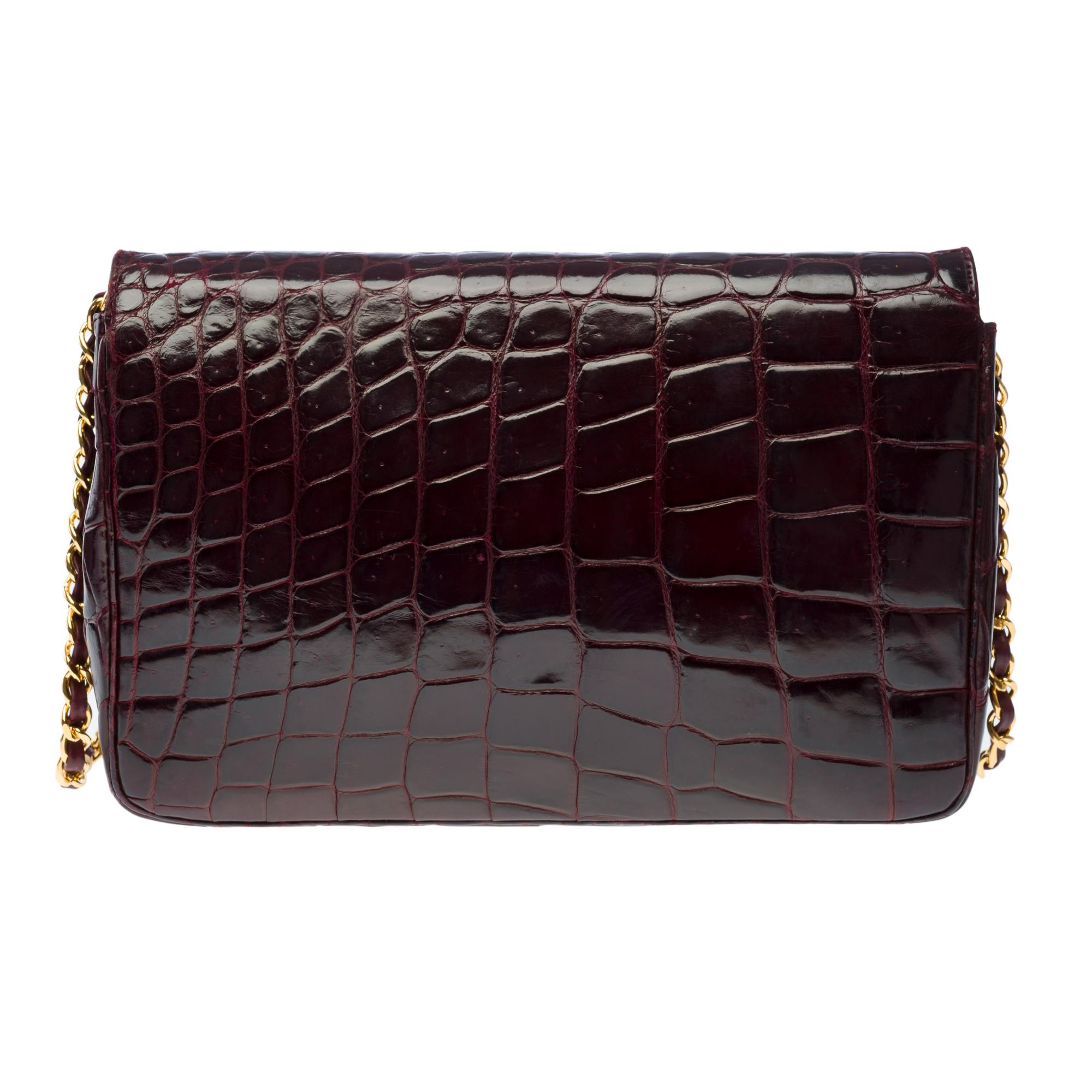 Chanel Classic shoulder flap bag in Mississippiensis burgundy  leather , GHW 1