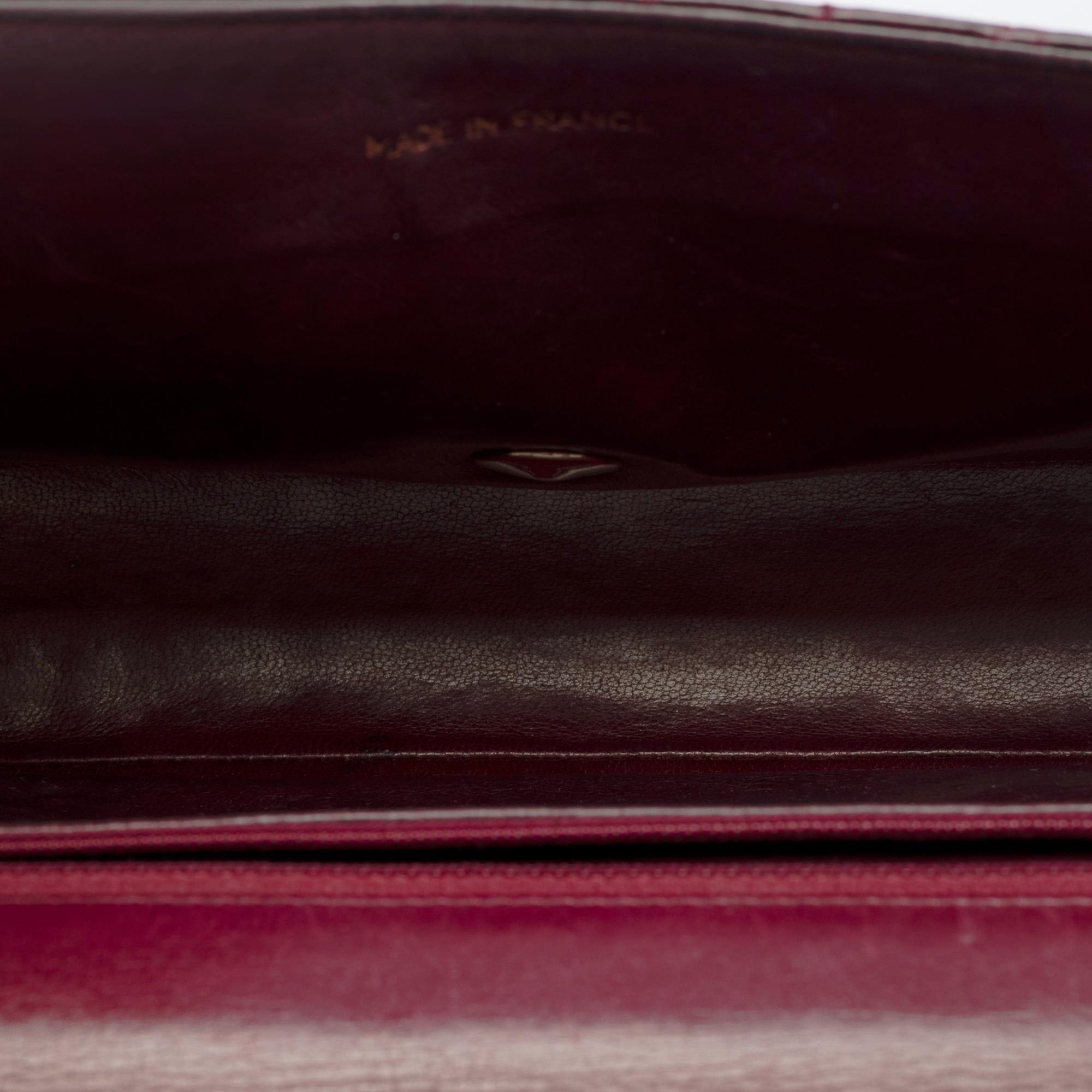 Chanel Classic shoulder flap bag in Mississippiensis burgundy  leather , GHW 5