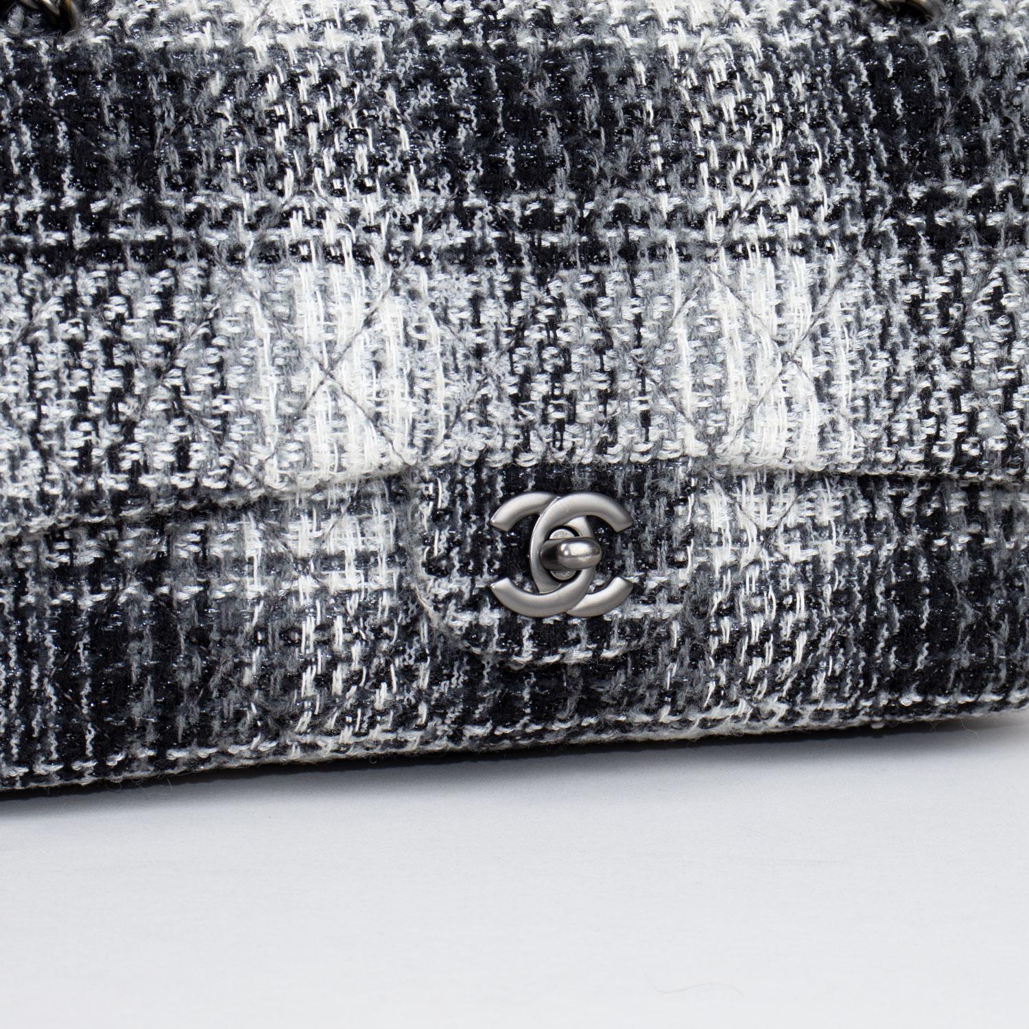 Chanel Classic Tweed Medium Double Flap Bag For Sale 7