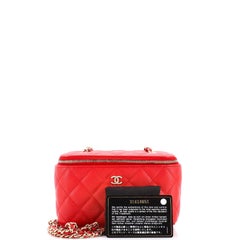 Chanel Classic Vanity Case avec chaîne Caviar matelassé Petit