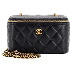 Chanel Pearl Crush Vanity Case with Chain Quilted Lambskin Small For Sale  at 1stDibs