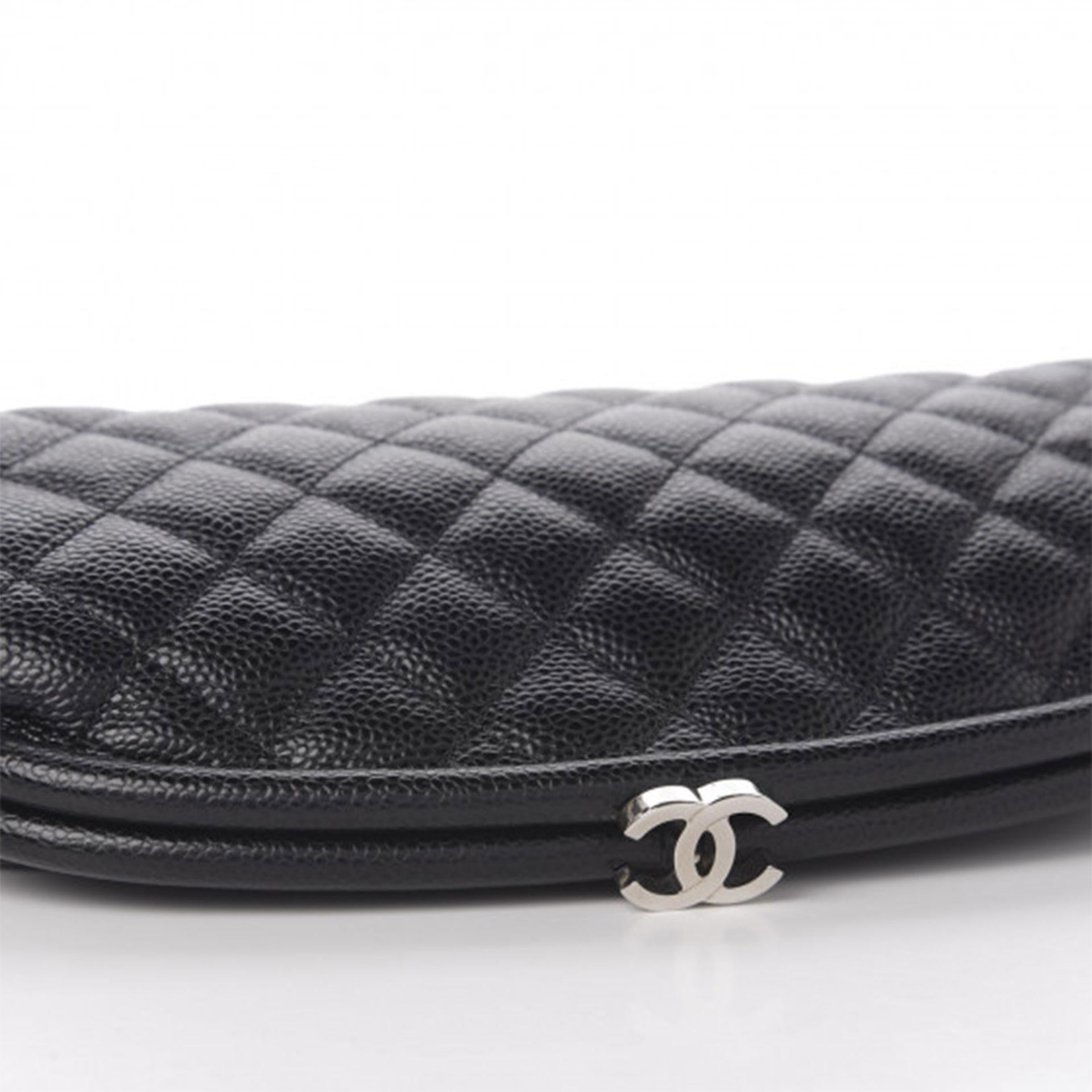 Chanel Classic Vintage Caviar CC Black Diamond Quilted Timeless Clutch For Sale 3
