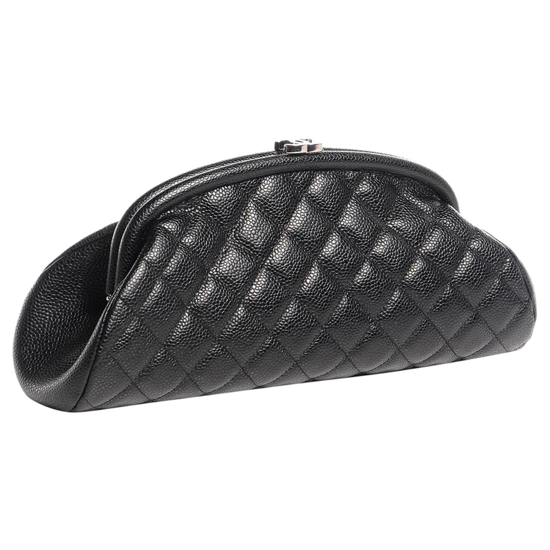 Chanel Classic Vintage Caviar CC Black Diamond Quilted Timeless Clutch For Sale