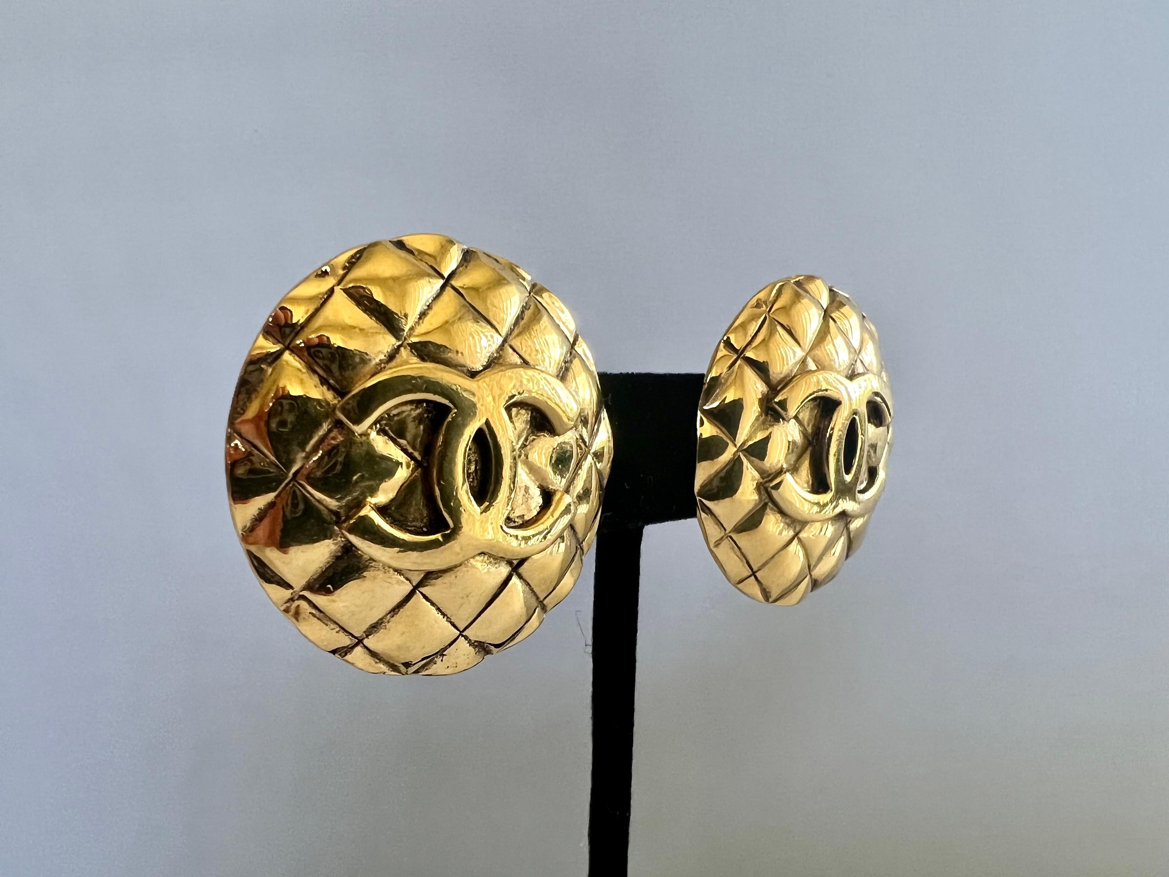 Classic vintage Chanel gilt clip-on button statement earrings, signed Chanel. 