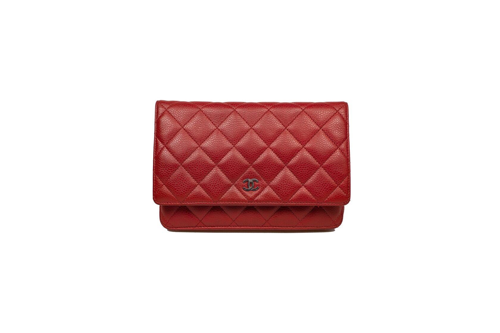 Chanel Classic Wallet On Chain (WOC) For Sale 1