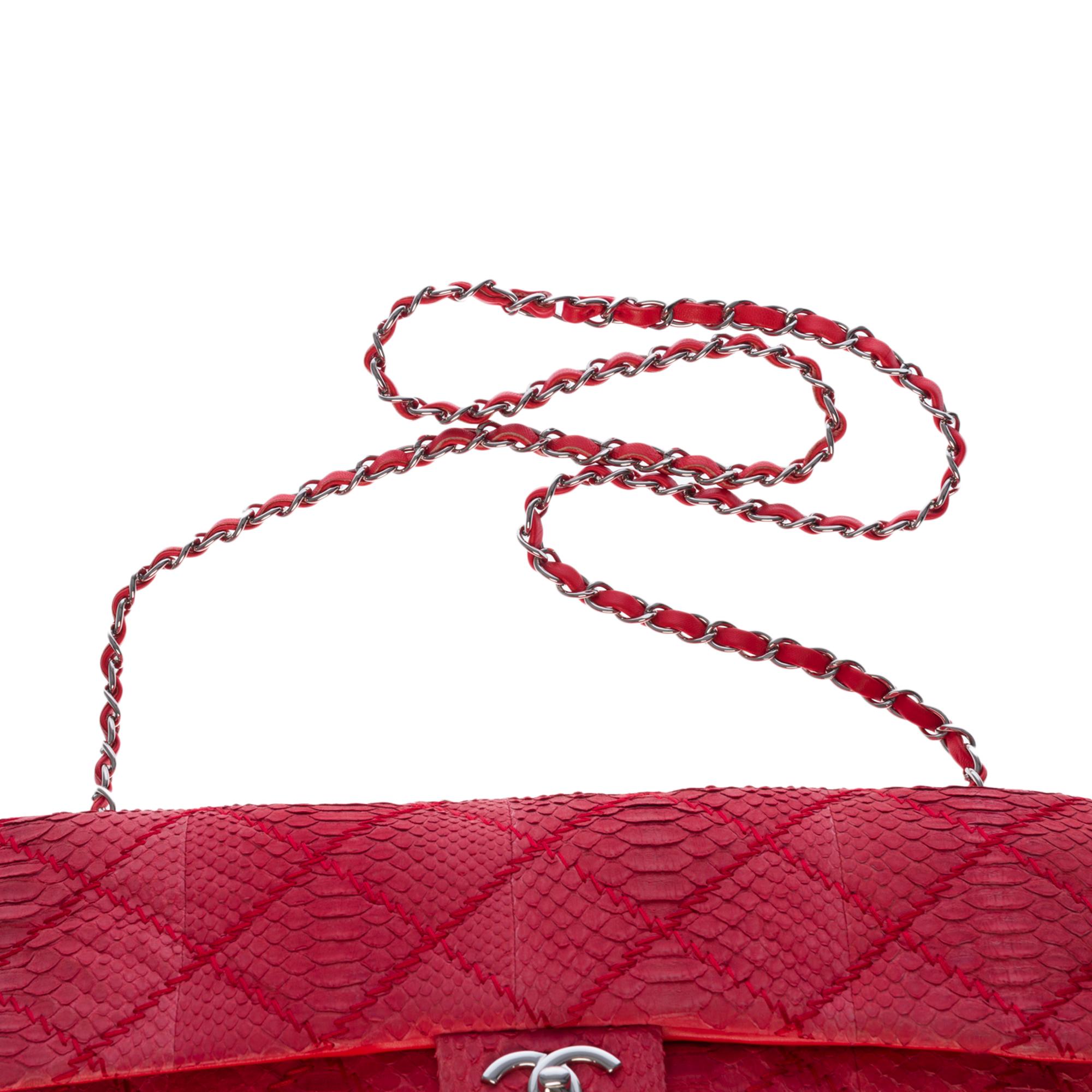 Women's Chanel Classic XL shoulder bag in red quilted Python, silver hardware For Sale