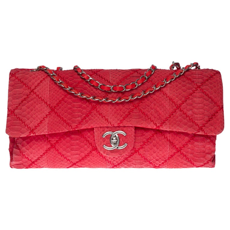 Chanel Classic XL shoulder bag in red quilted Python, silver hardware For Sale