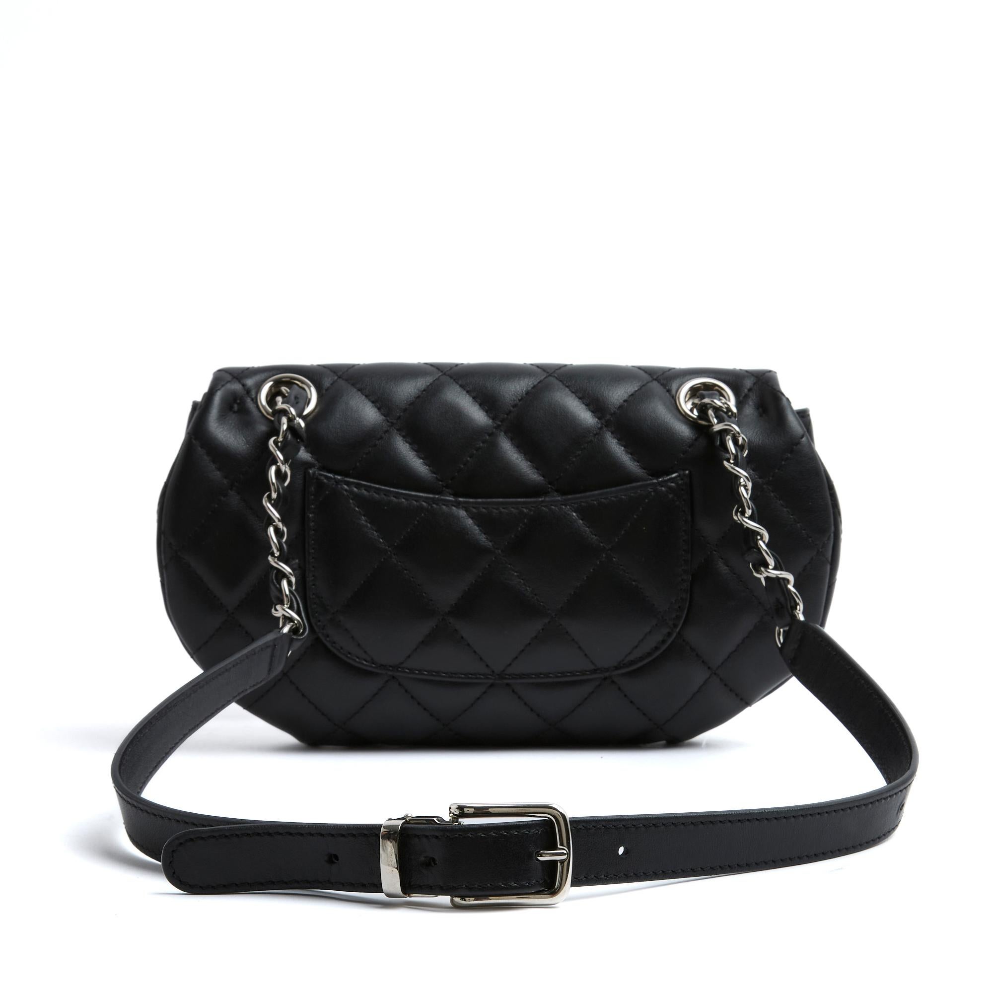 Chanel Classique CC Bag On adjustable Belt Leather Black Turnlock In Excellent Condition In PARIS, FR