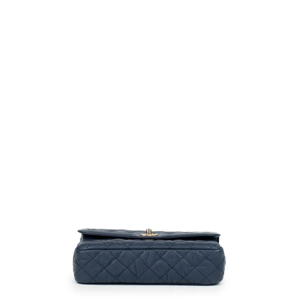 CHANEL, Classique in blue leather  In Excellent Condition For Sale In Clichy, FR