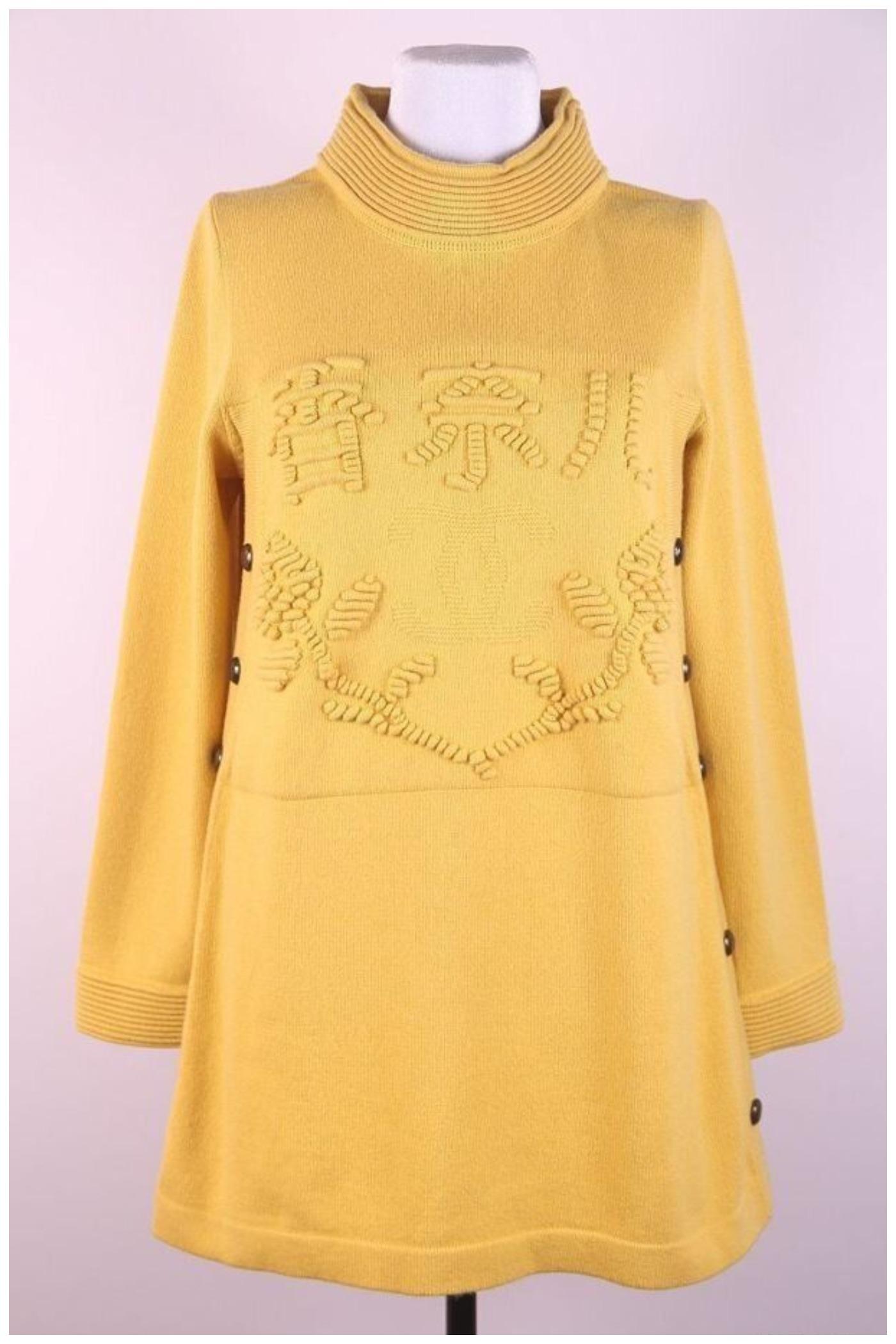 Chanel & Claudia Schiffer 2010 Paris / SHANGHAI Cashmere Tunic Dress 2