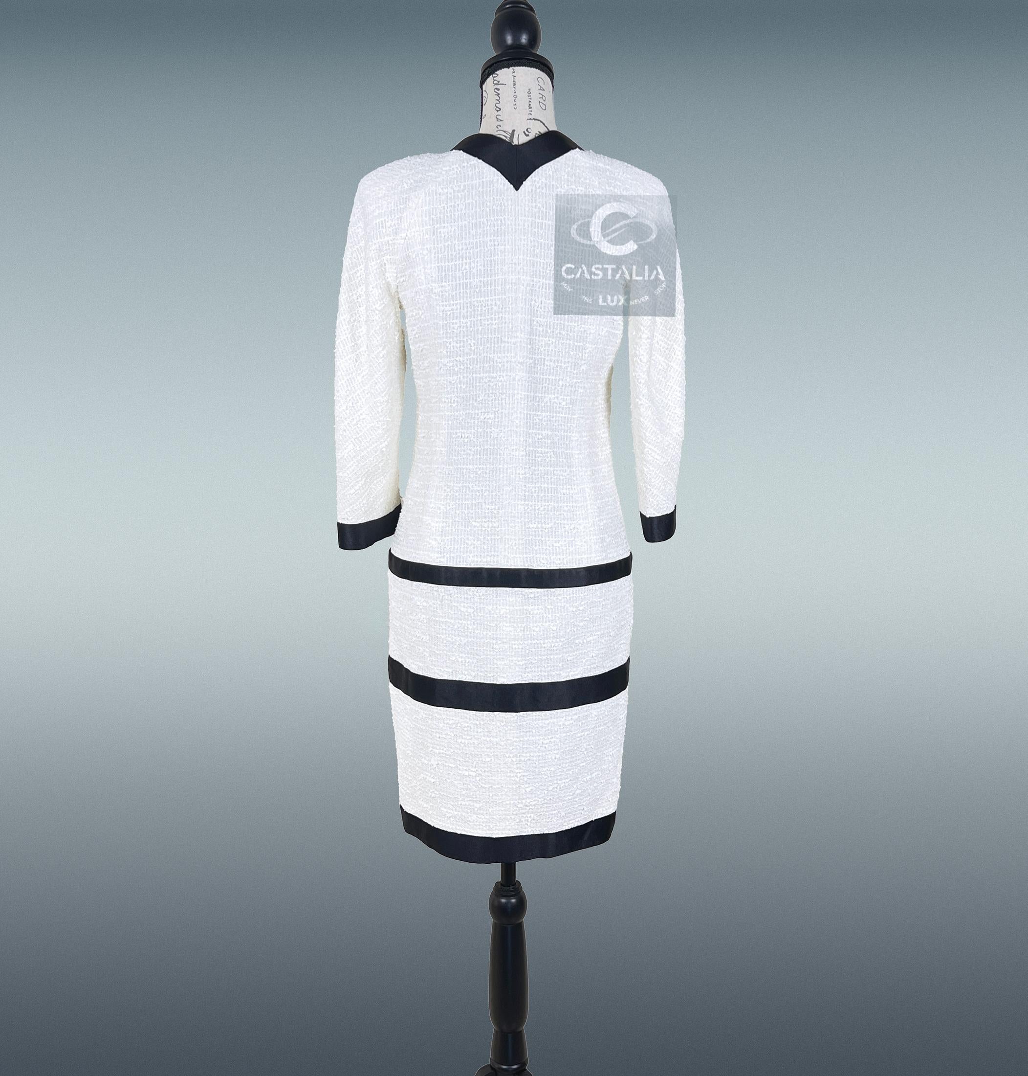 CHANEL Claudia Schiffers Paris / Miami Robe Icone 34 FR en vente 6