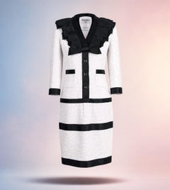 CHANEL Iconic Paris / MIAMI Tweed Dress with CC Heart Buttons 34 FR