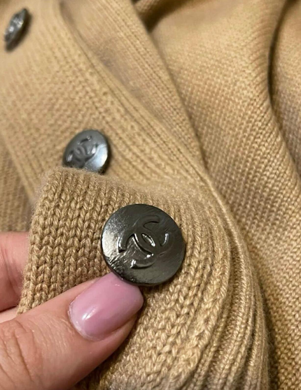 Chanel Claudia Schiffer Style Camel Cashmere Cardi Coat In Excellent Condition For Sale In Dubai, AE