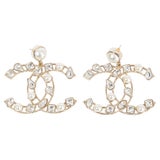 CHANEL clear 2019 CRYSTAL and PEARL OVERSIZED CC Earrings at 1stDibs  chanel  earrings, chanel baguette earrings, chanel crystal timeless cc earrings