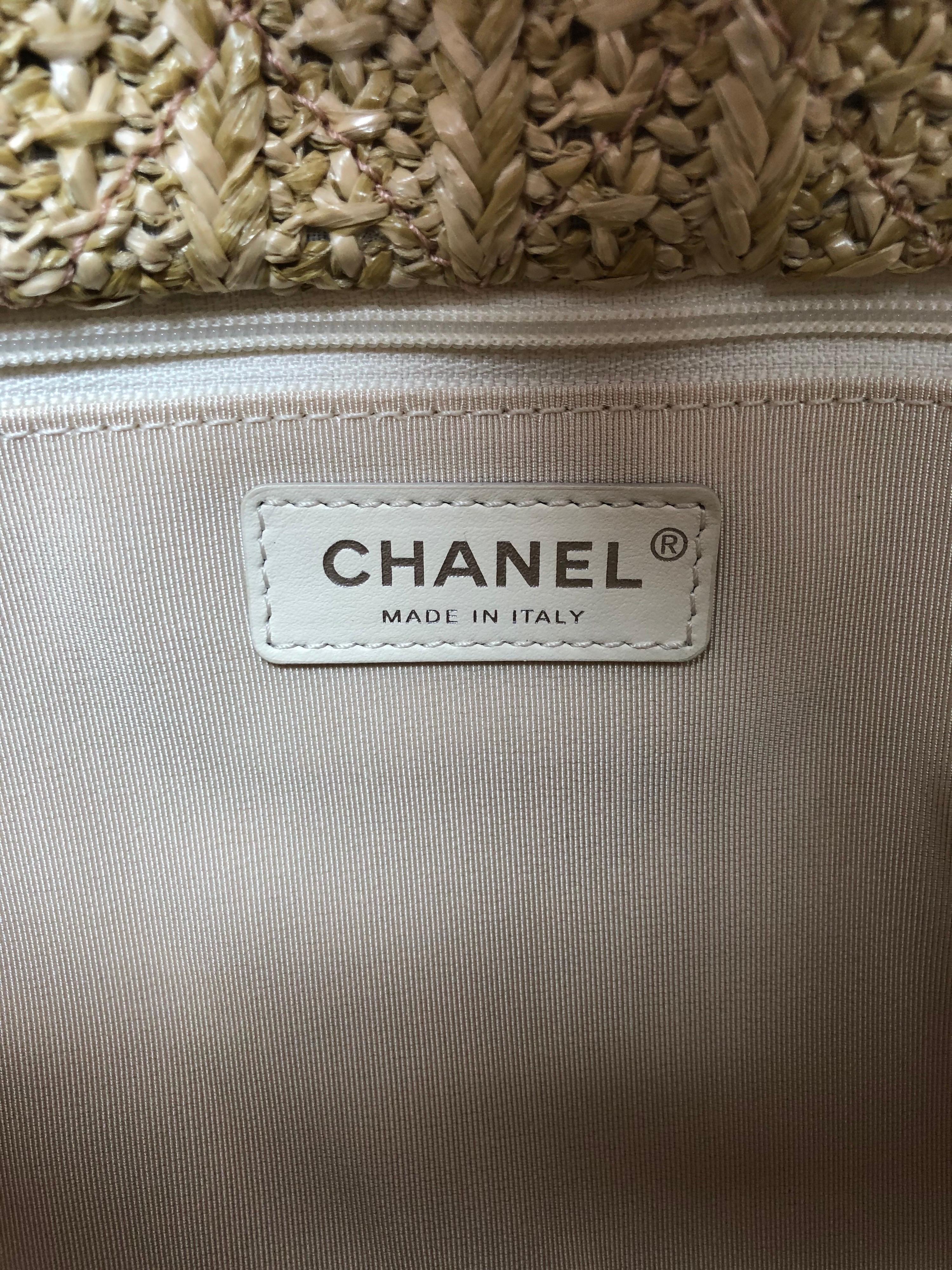 Chanel Clear Pink Leather Bag  4