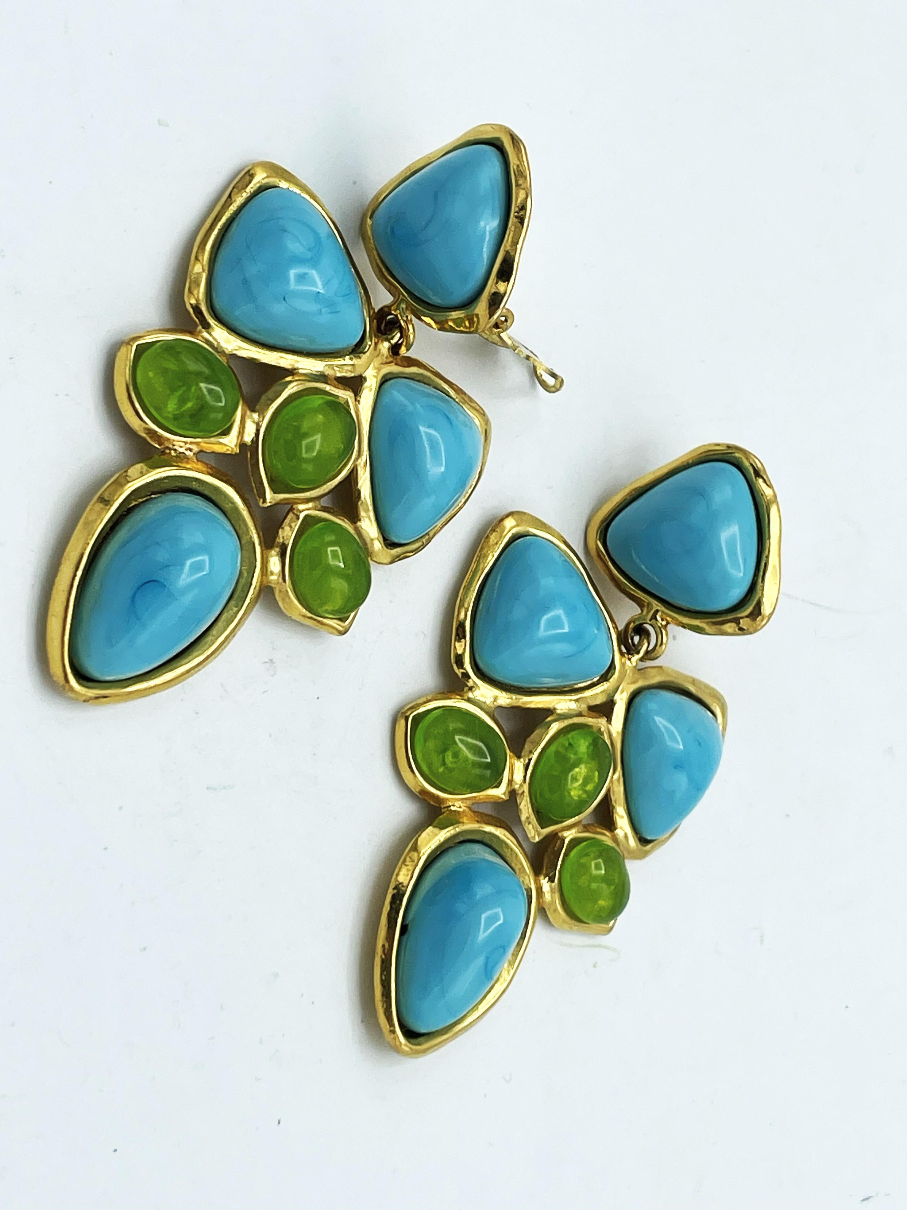 CHANEL CLIP-ON EARRING, blue and green glass paste from Maison Gripoix, 1993 A  For Sale 4