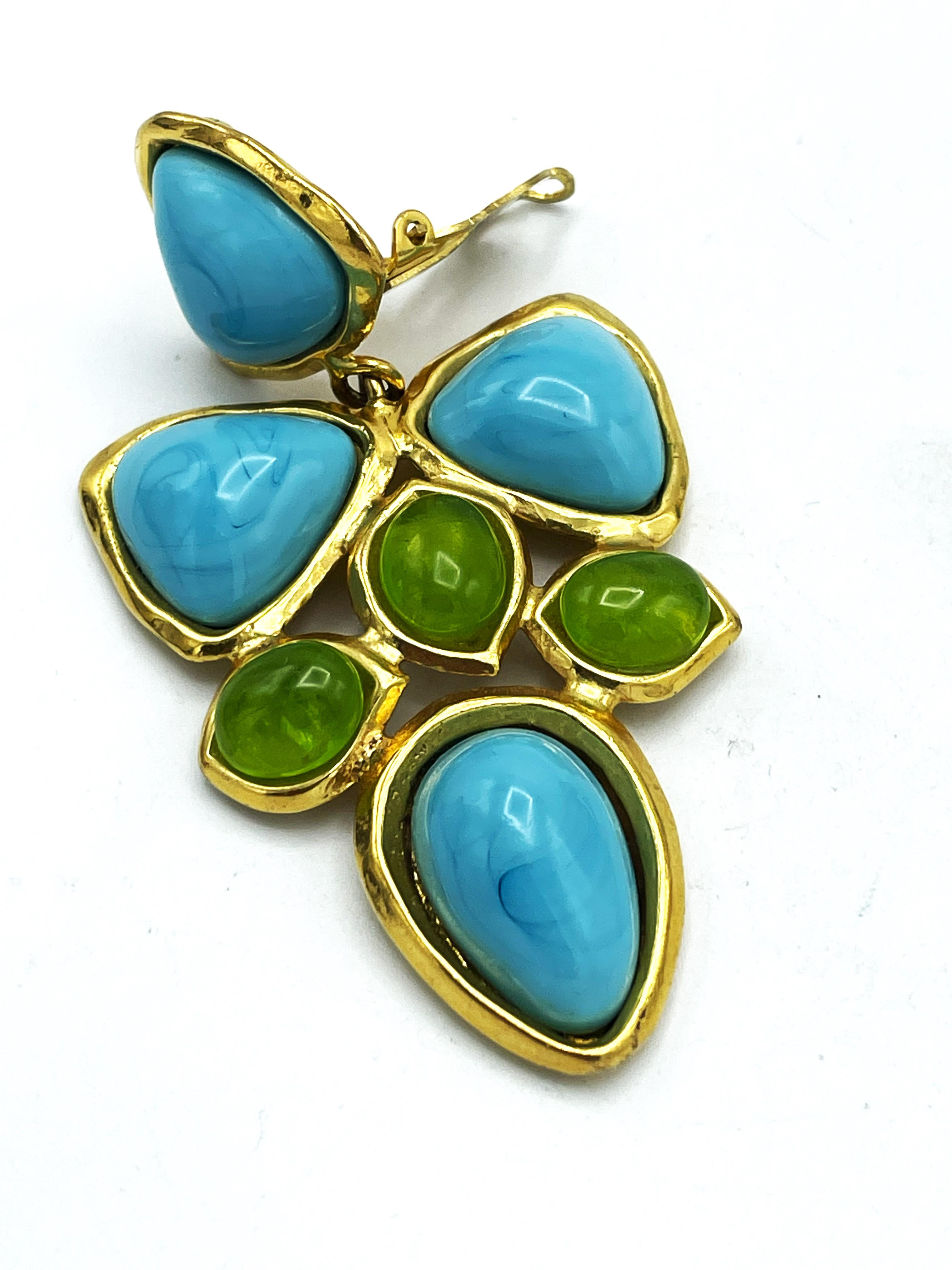 CHANEL CLIP-ON EARRING, blue and green glass paste from Maison Gripoix, 1993 A 3