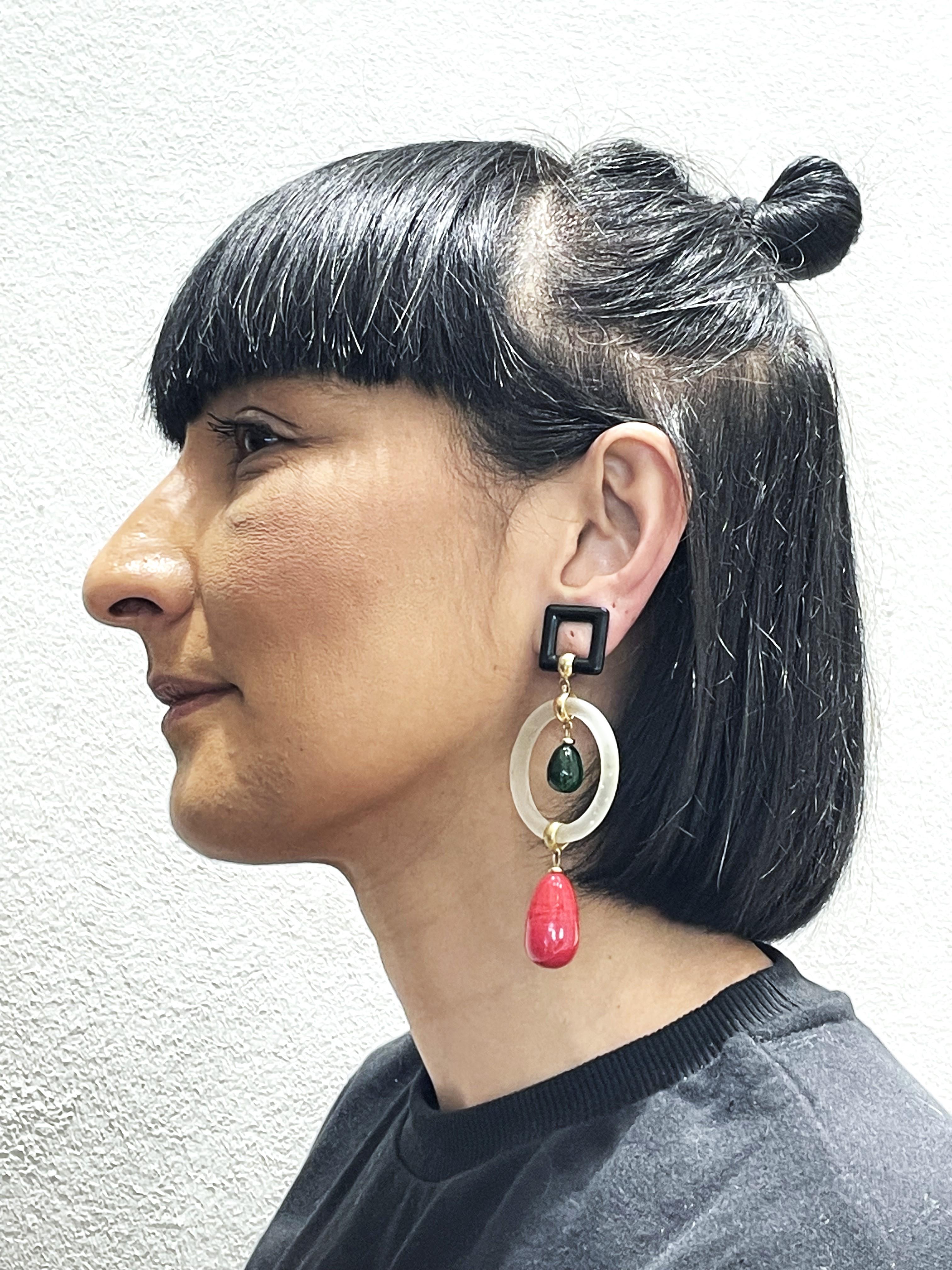 Orecchino Chanel a clip, composto da 4 parti, quadrato, cerchio e goccia, anni '60 in vendita 2