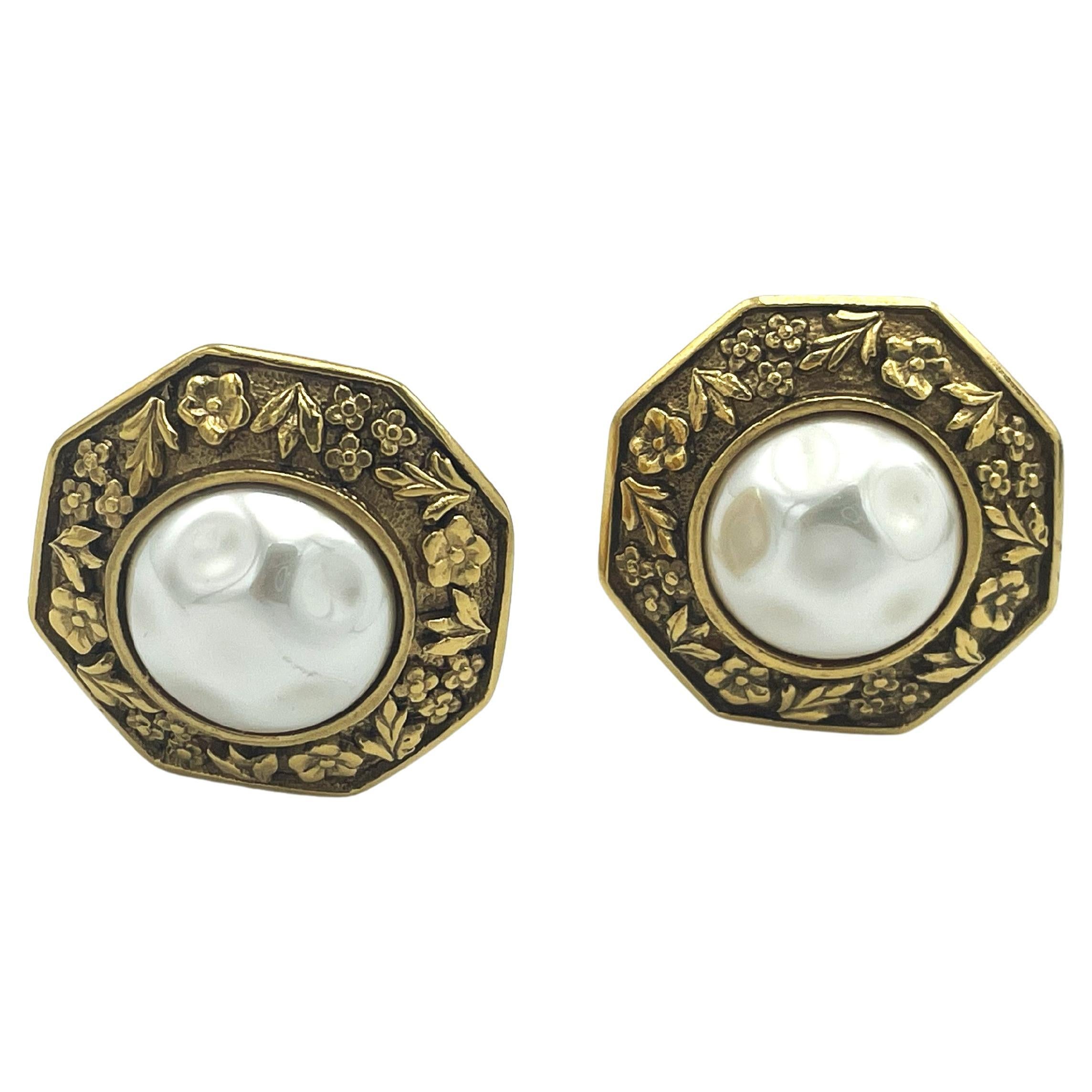 Round Cut CHANEL CLIP-ON EARRING, with large pearl and floral wheel, 1990s For Sale