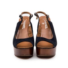 CHANEL Clogs Mules in Wood and Navy Velvet Calfskin Size 39.5FR