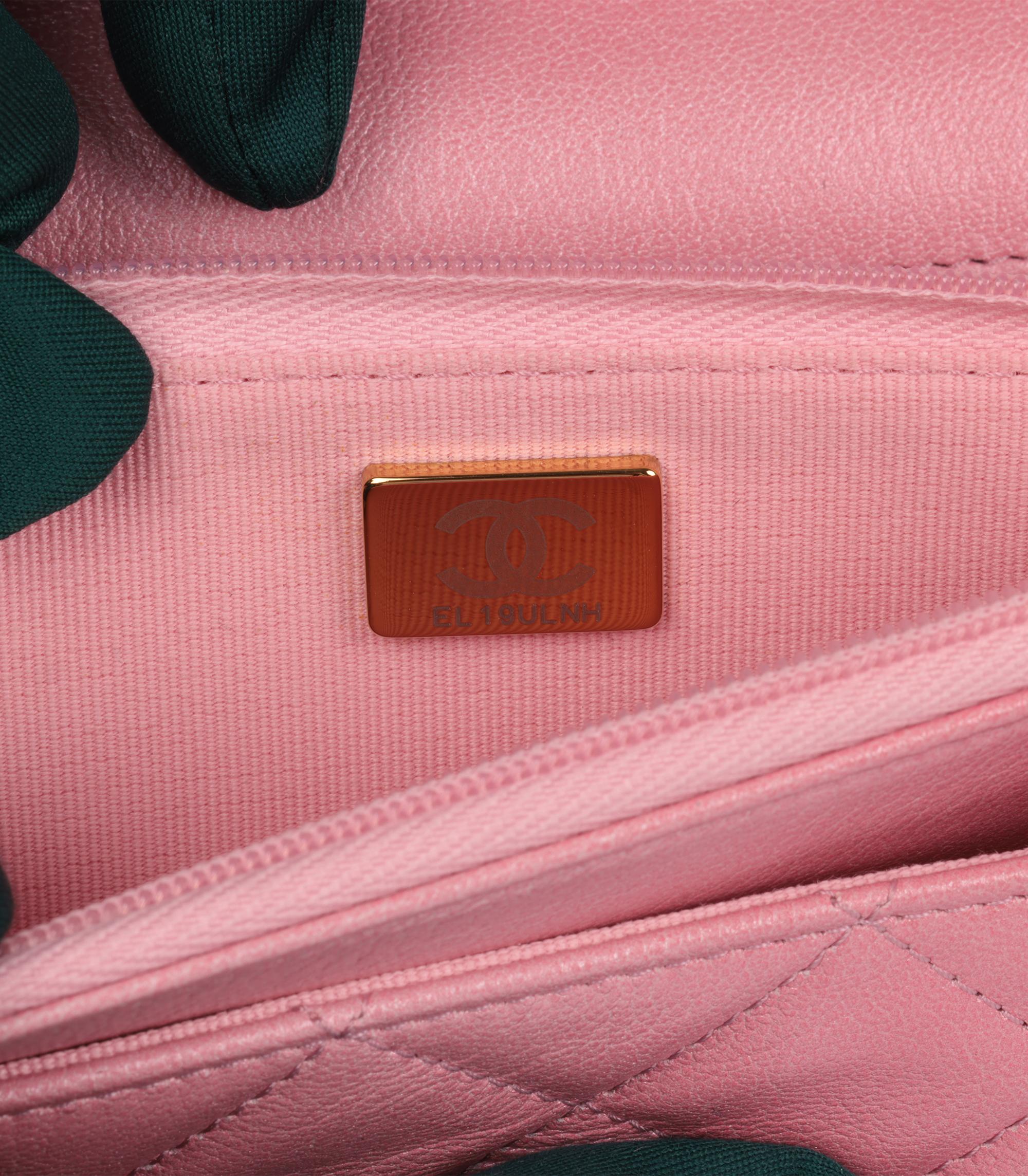 Chanel Rosa Nuvoloso Iridescente Trapuntato in Pelle di Capra Portafoglio a Portafoglio WOC 5