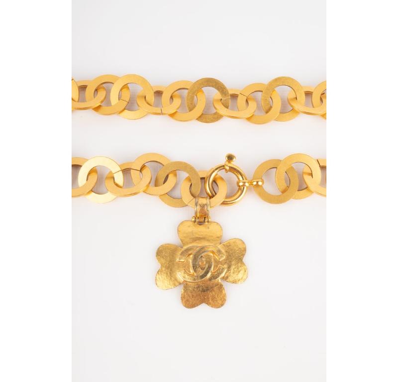Cintura in metallo dorato Chanel, 1995 In condizioni ottime in vendita a SAINT-OUEN-SUR-SEINE, FR