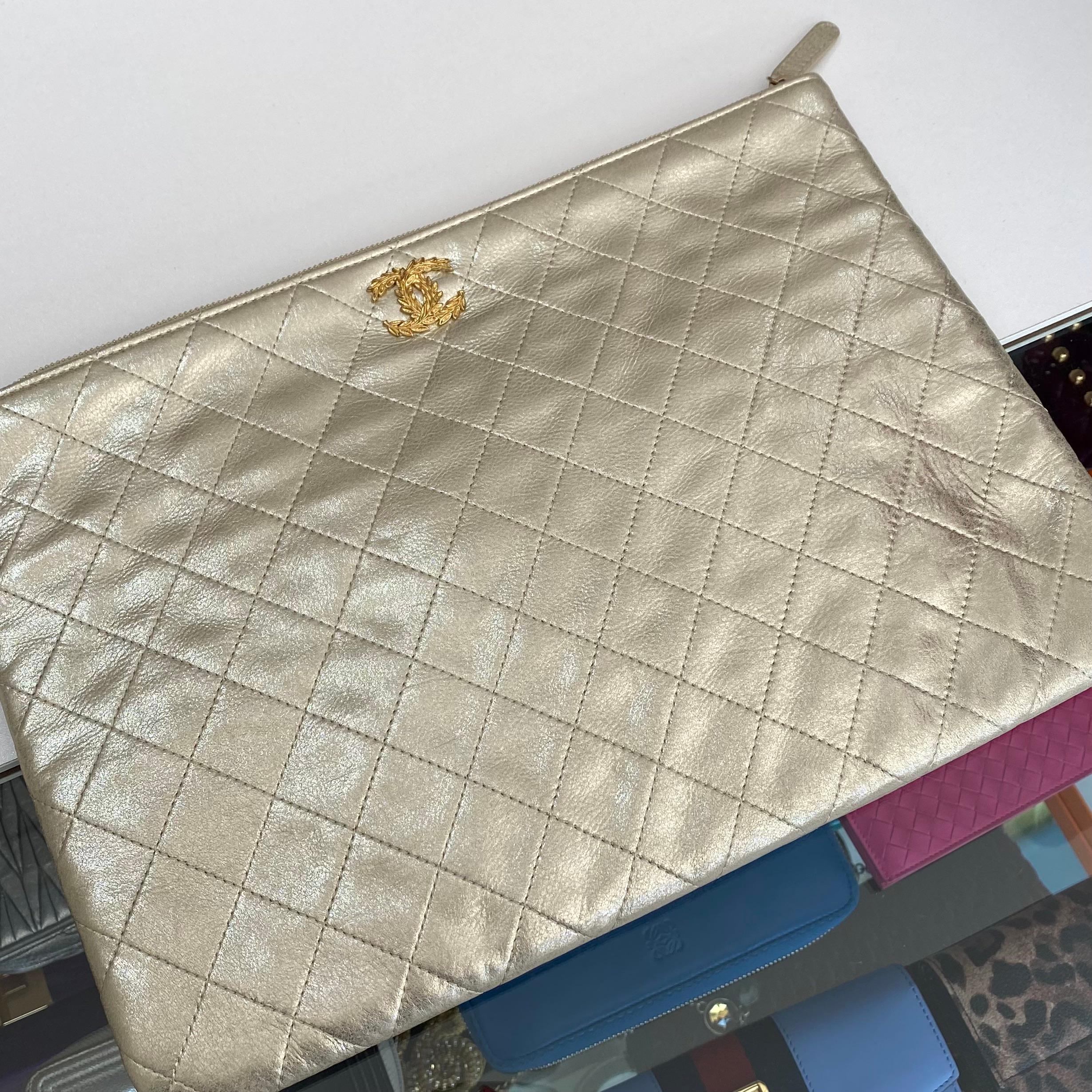 Chanel Clutch Bag Leather In Gold For Sale 2