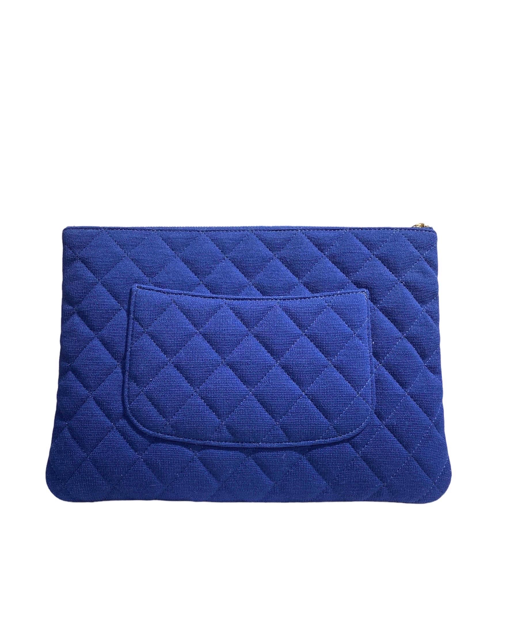 Chanel Clutch Classique/ Timeless Blue In Excellent Condition In Torre Del Greco, IT