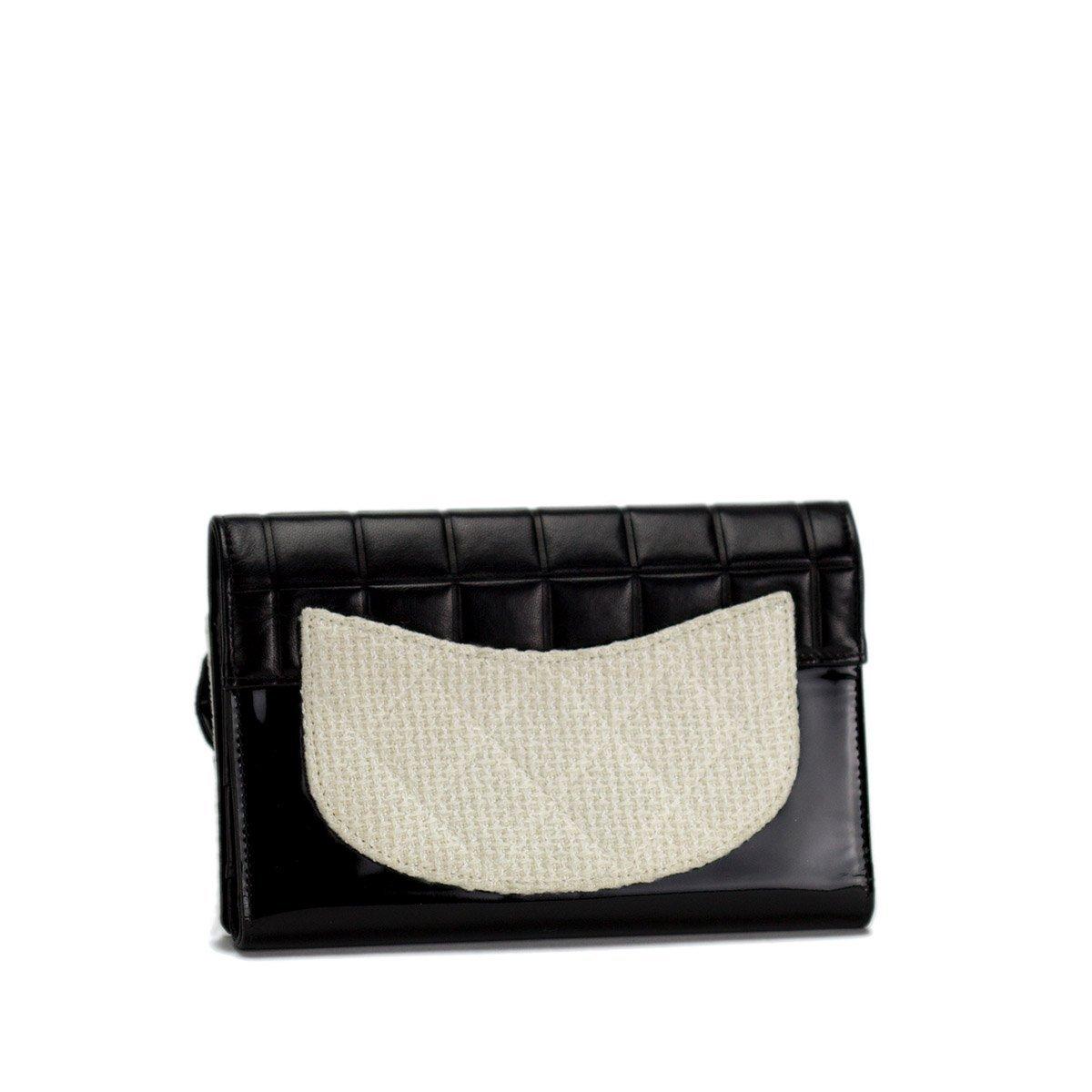 Chanel Clutch Designed With Patent Leather Lambskin Tweed Camelia Flower For Sale 5