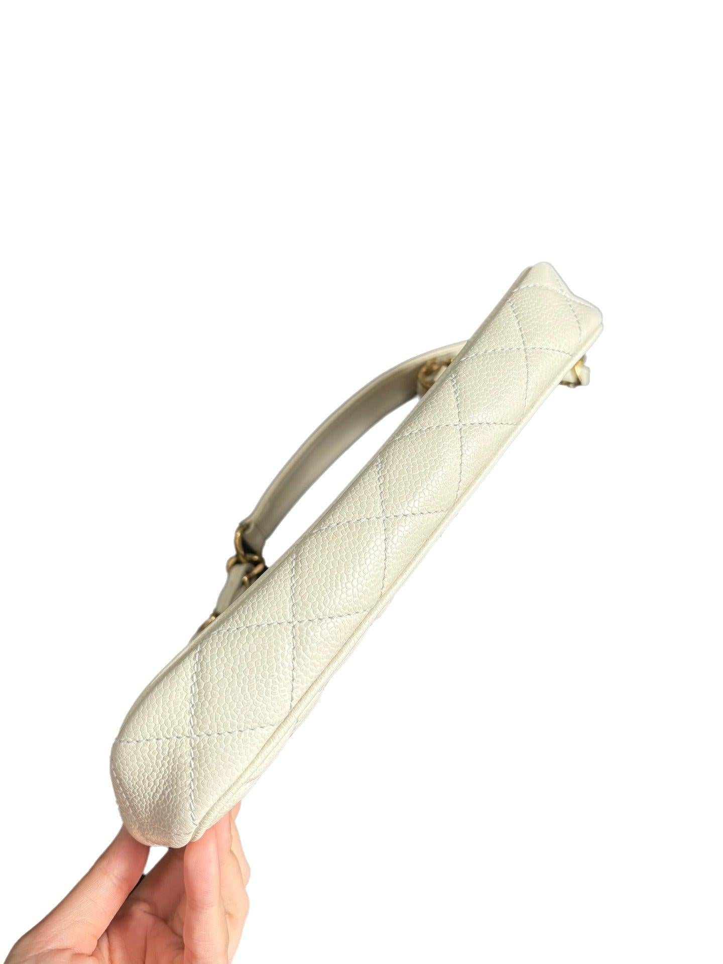 Chanel Clutch Bolso de hombro Piel Caviar Blanco Herrajes Dorados en venta 5