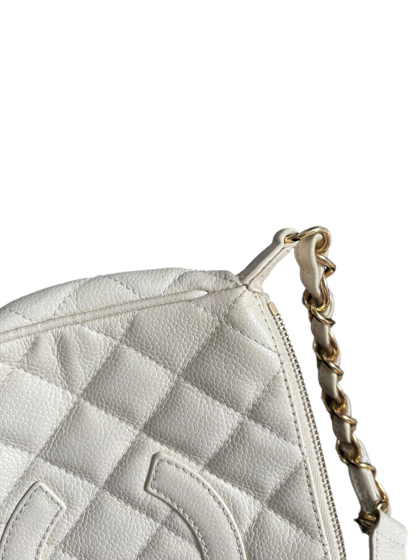 Chanel Clutch Bolso de hombro Piel Caviar Blanco Herrajes Dorados en venta 2