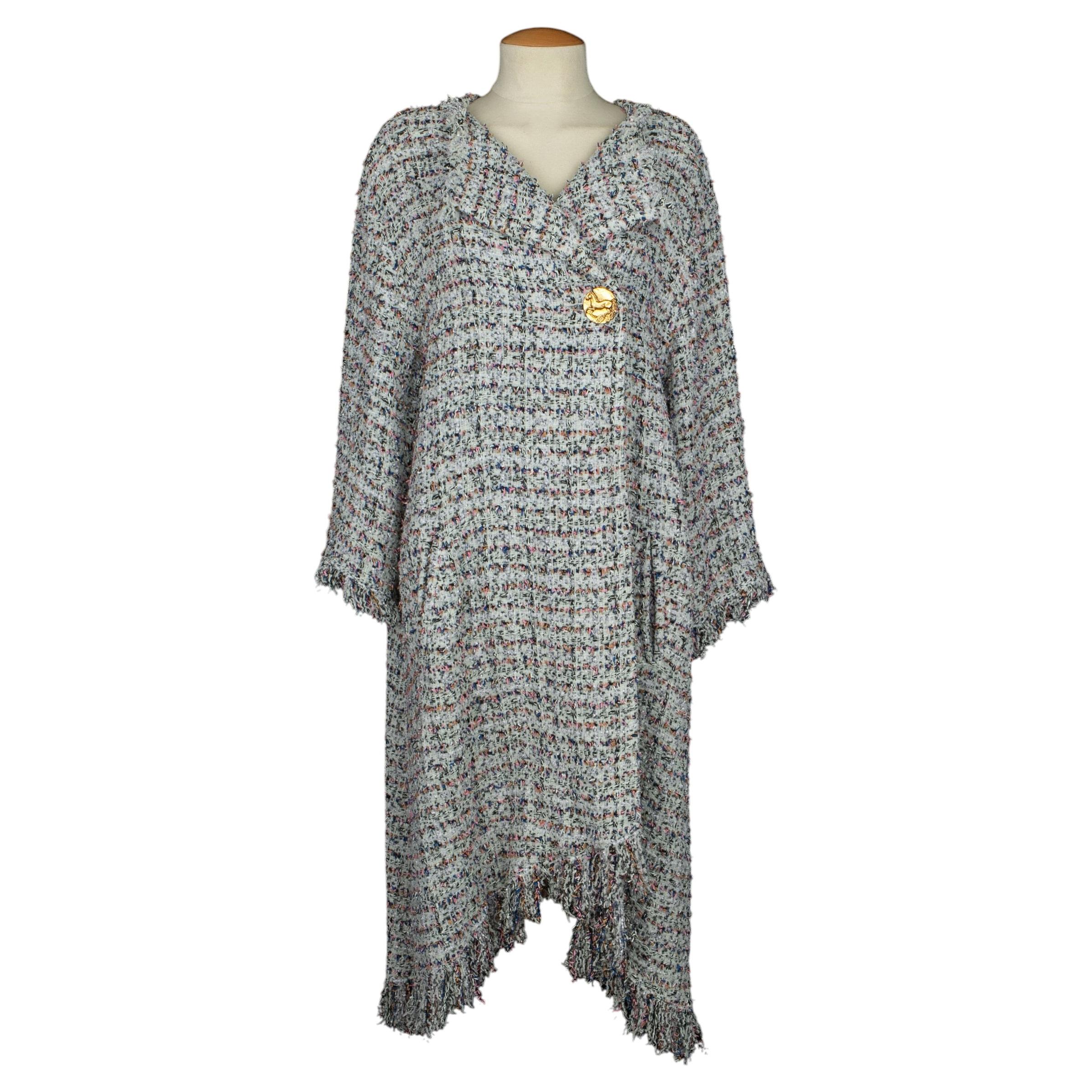 Chanel coat 'Modernité de l'antiquité' by Karl Lagerfeld Cruise 2017-2018