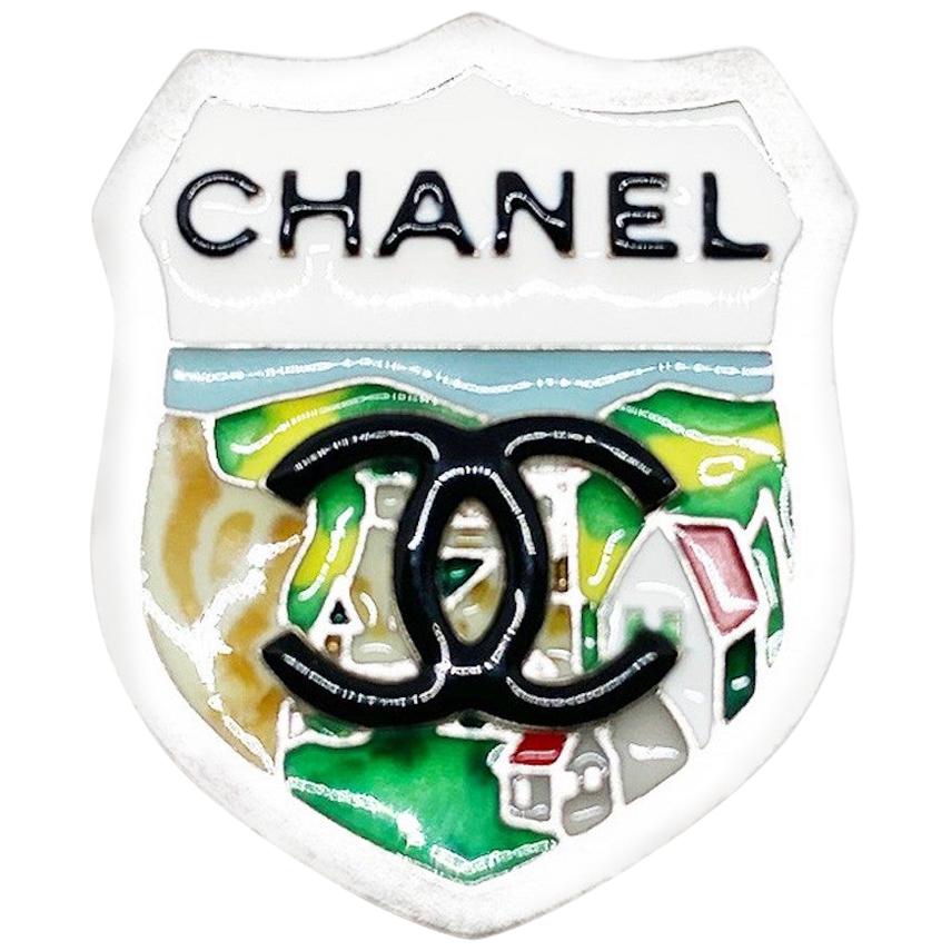CHANEL Coat of Arms Pin in Silver Plate Metal For Sale